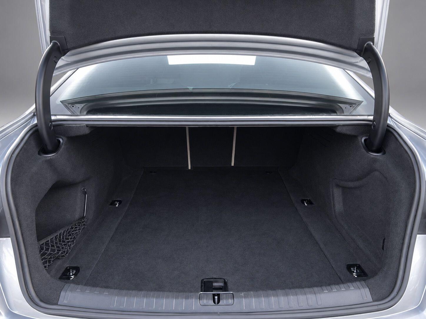 Audi A6 view 39