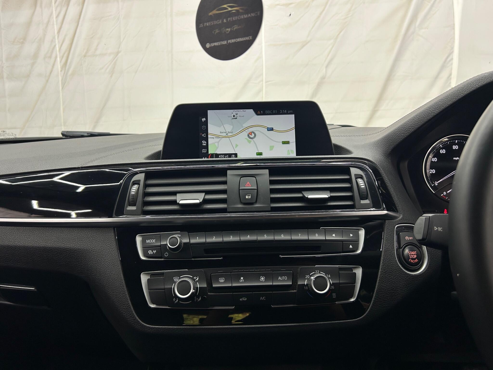 BMW 1 Series view 37