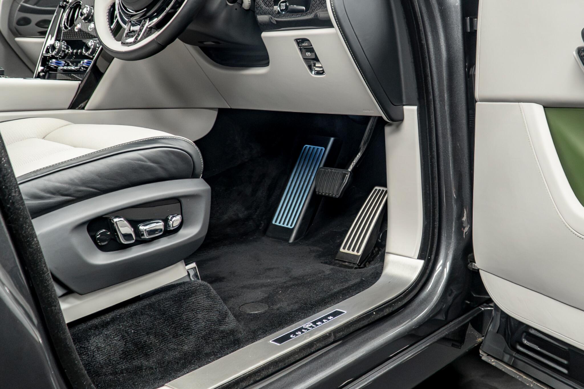 Rolls-Royce Cullinan view 46