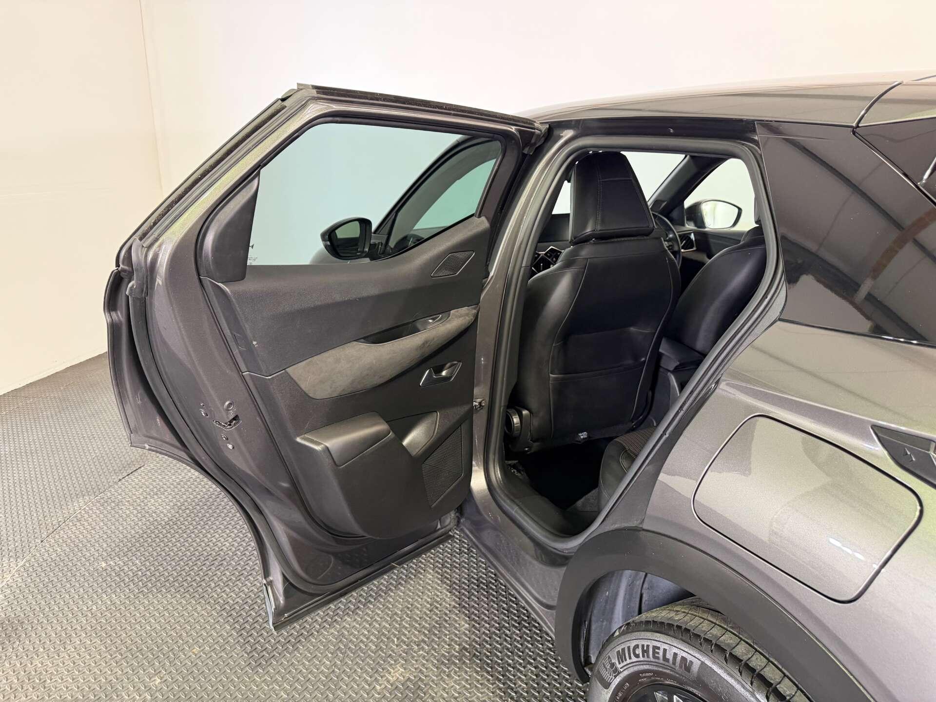 DS Automobiles DS 3 Crossback view 48