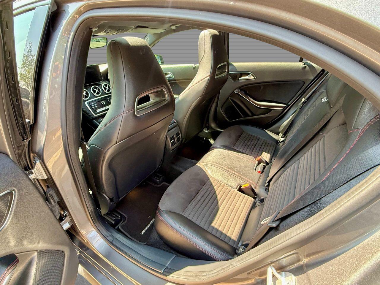 Mercedes-Benz A Class view 24