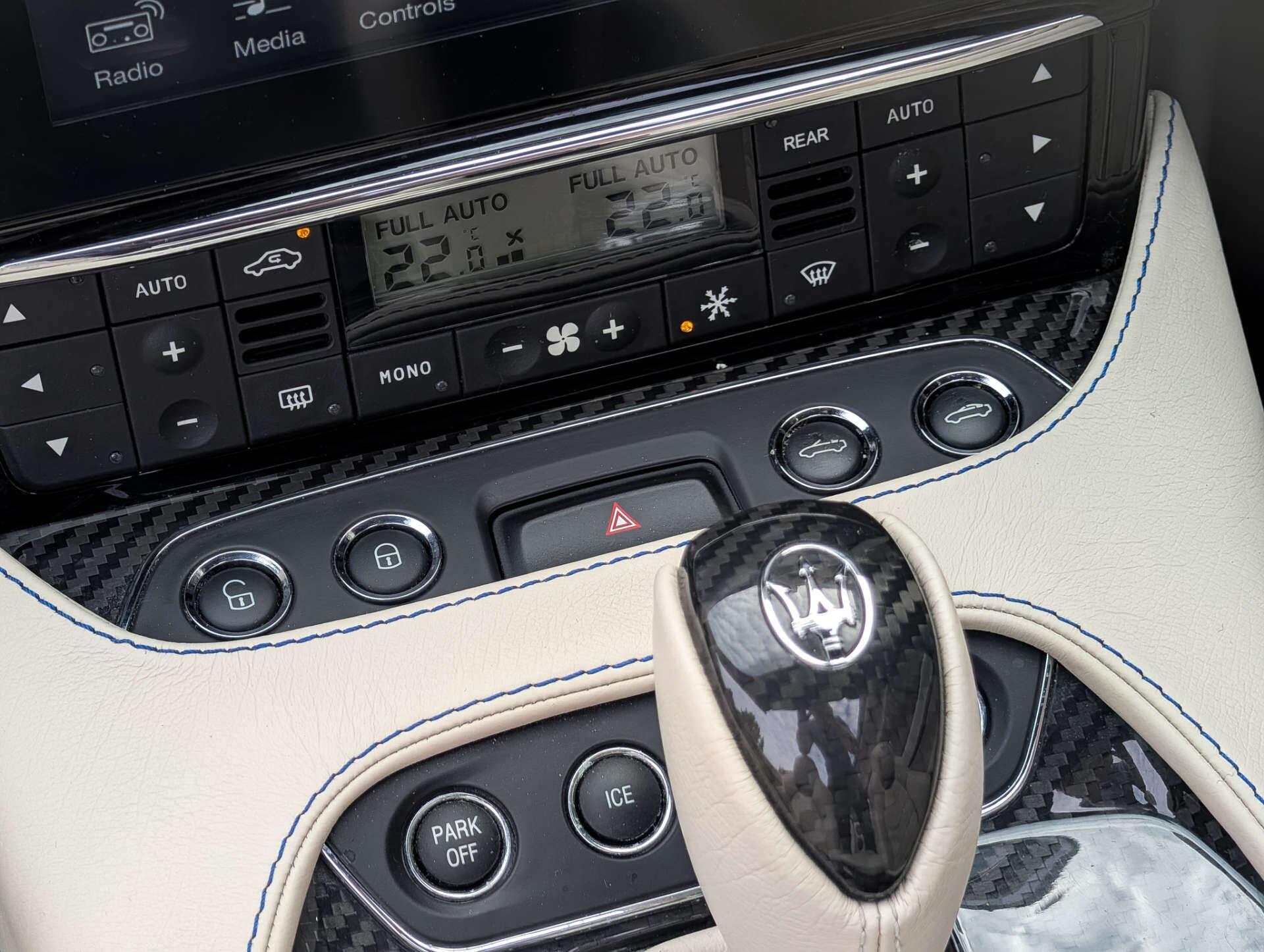 Maserati Grancabrio view 47