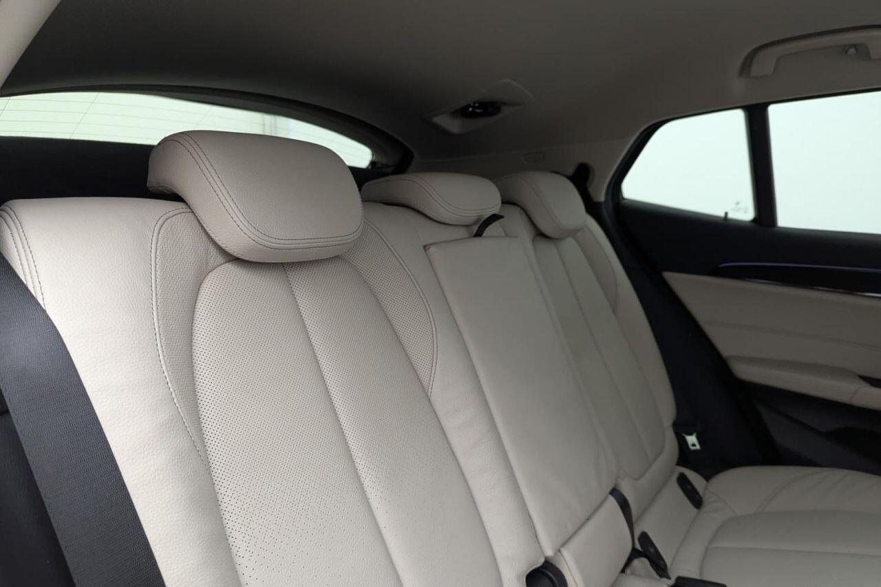 BMW X2 view 19