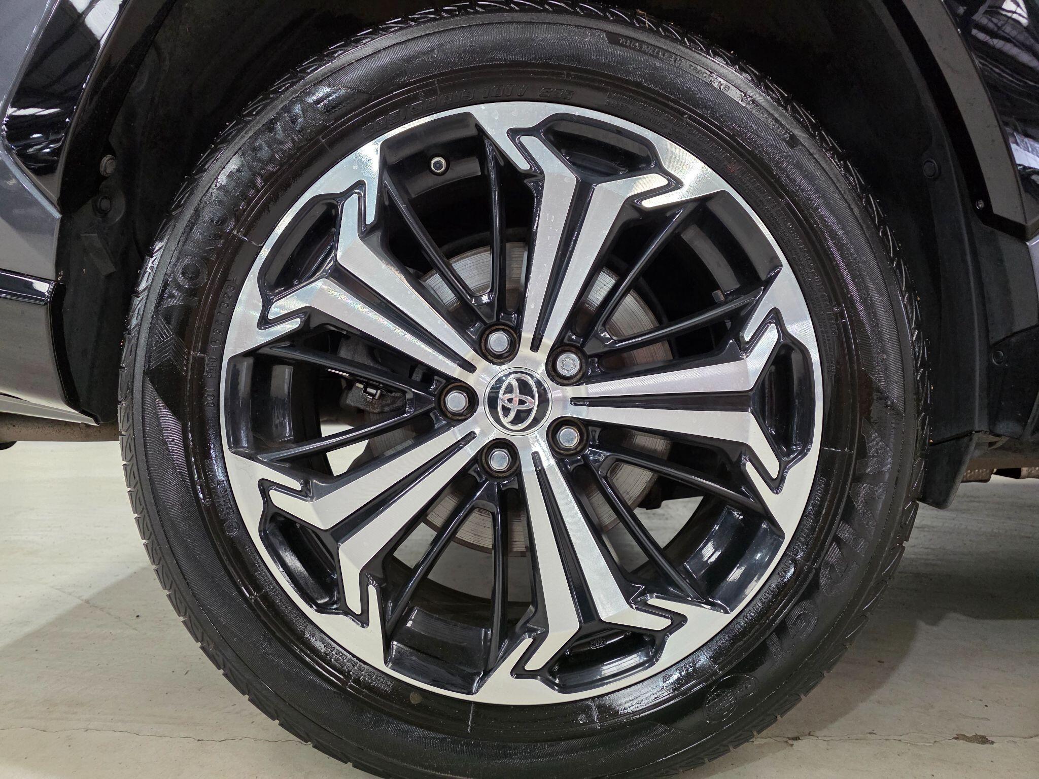 Toyota RAV4 view 31