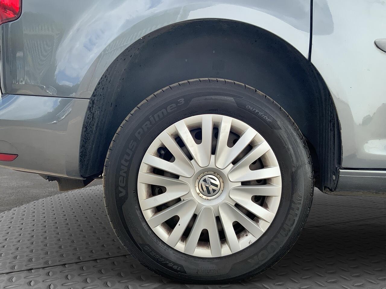Volkswagen Caddy Life view 19