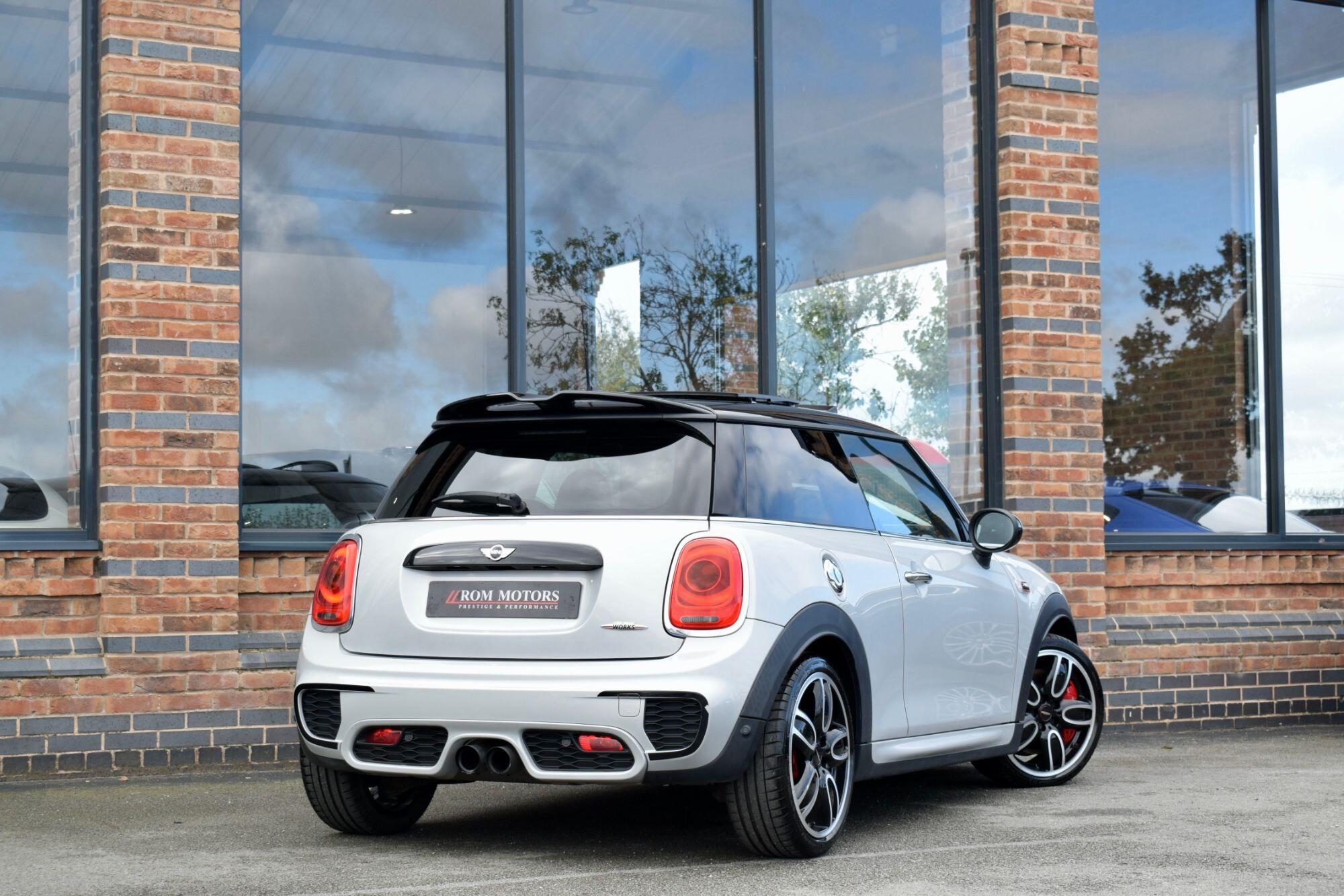 Mini Hatch view 2