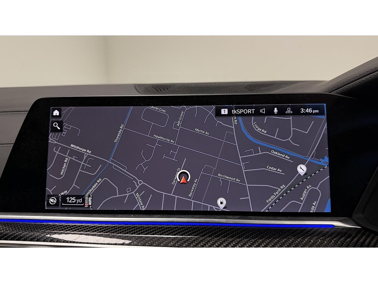 BMW X6 view 27