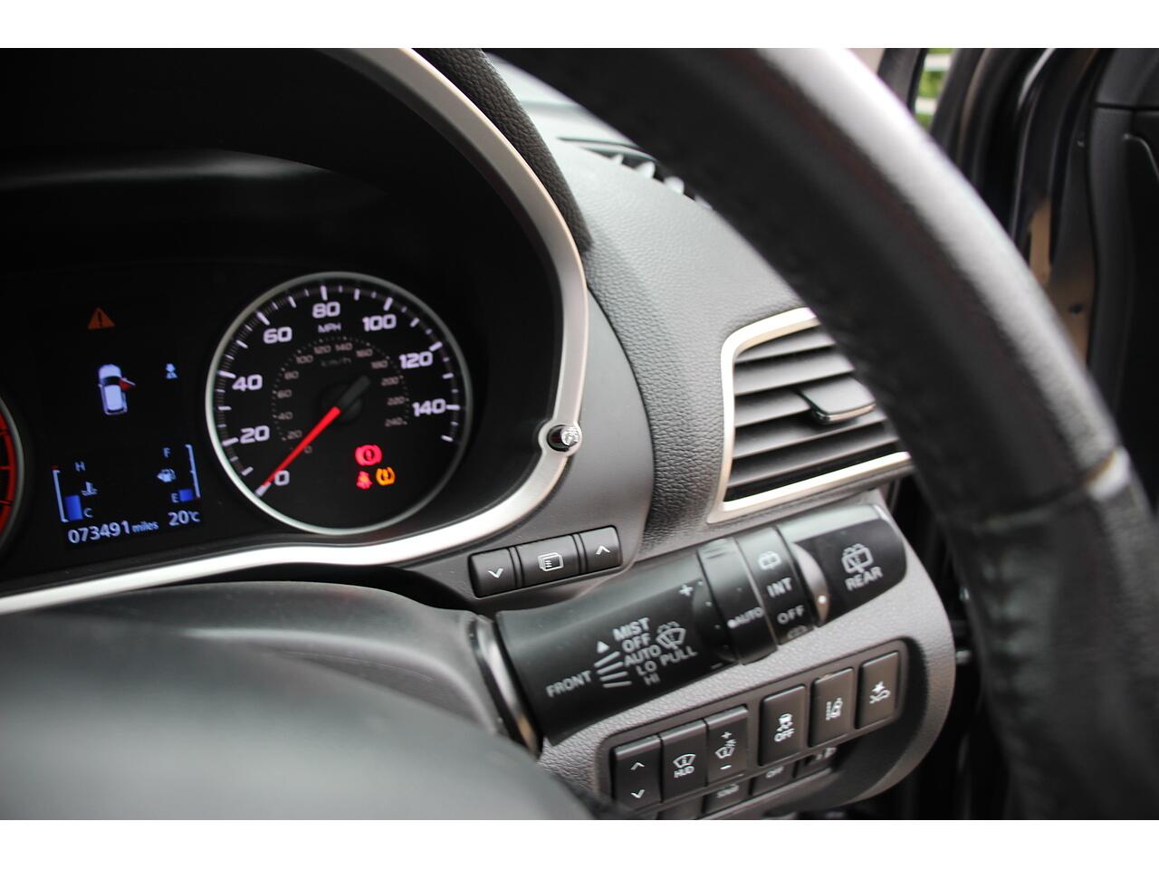 Mitsubishi Eclipse Cross view 36