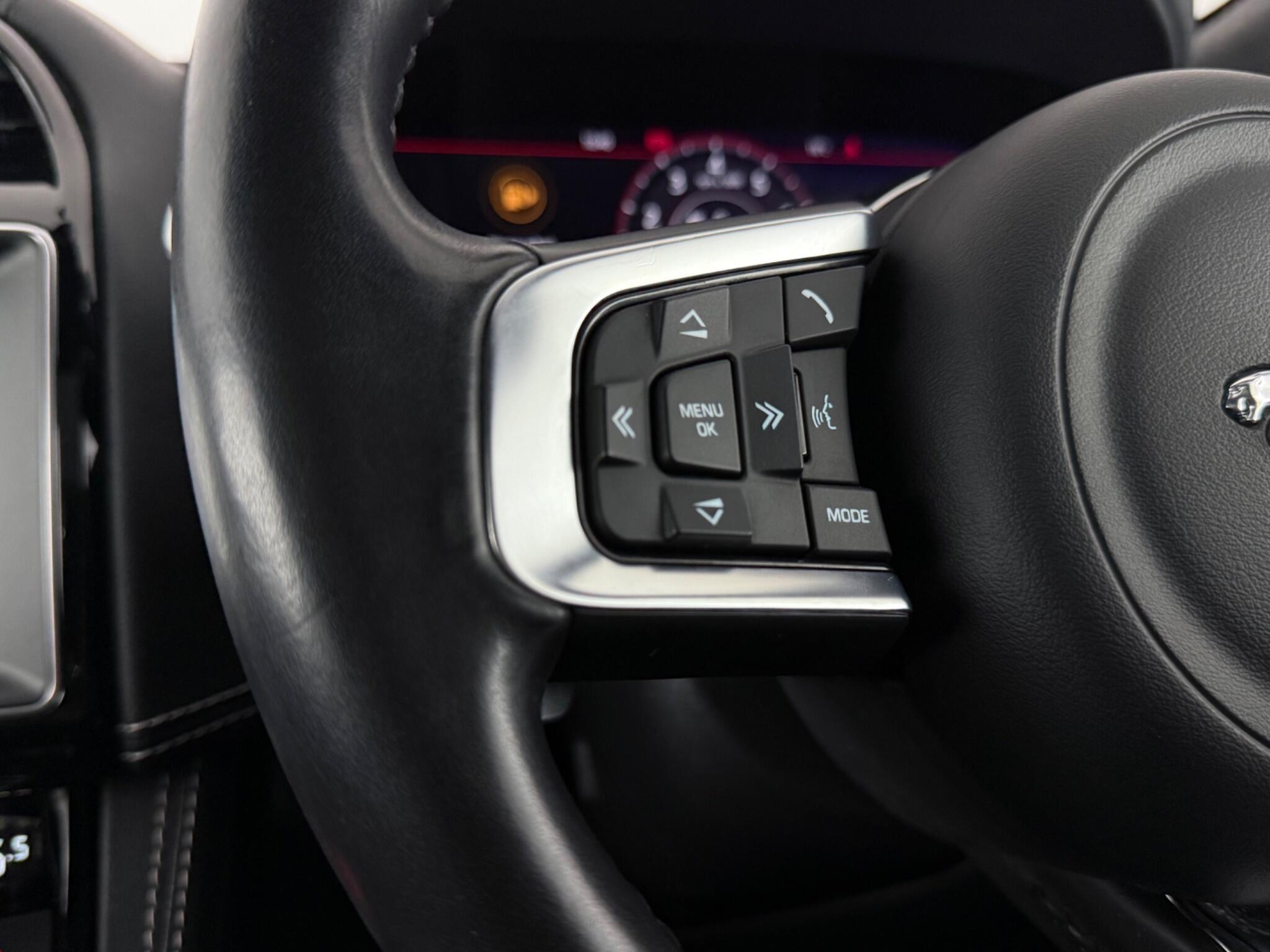 Jaguar F-Pace view 14