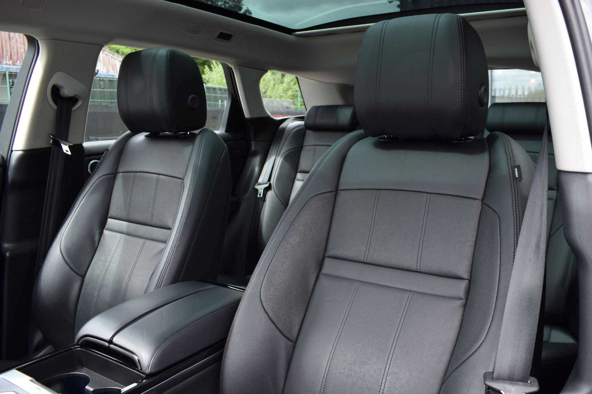 Land Rover Range Rover Evoque view 8