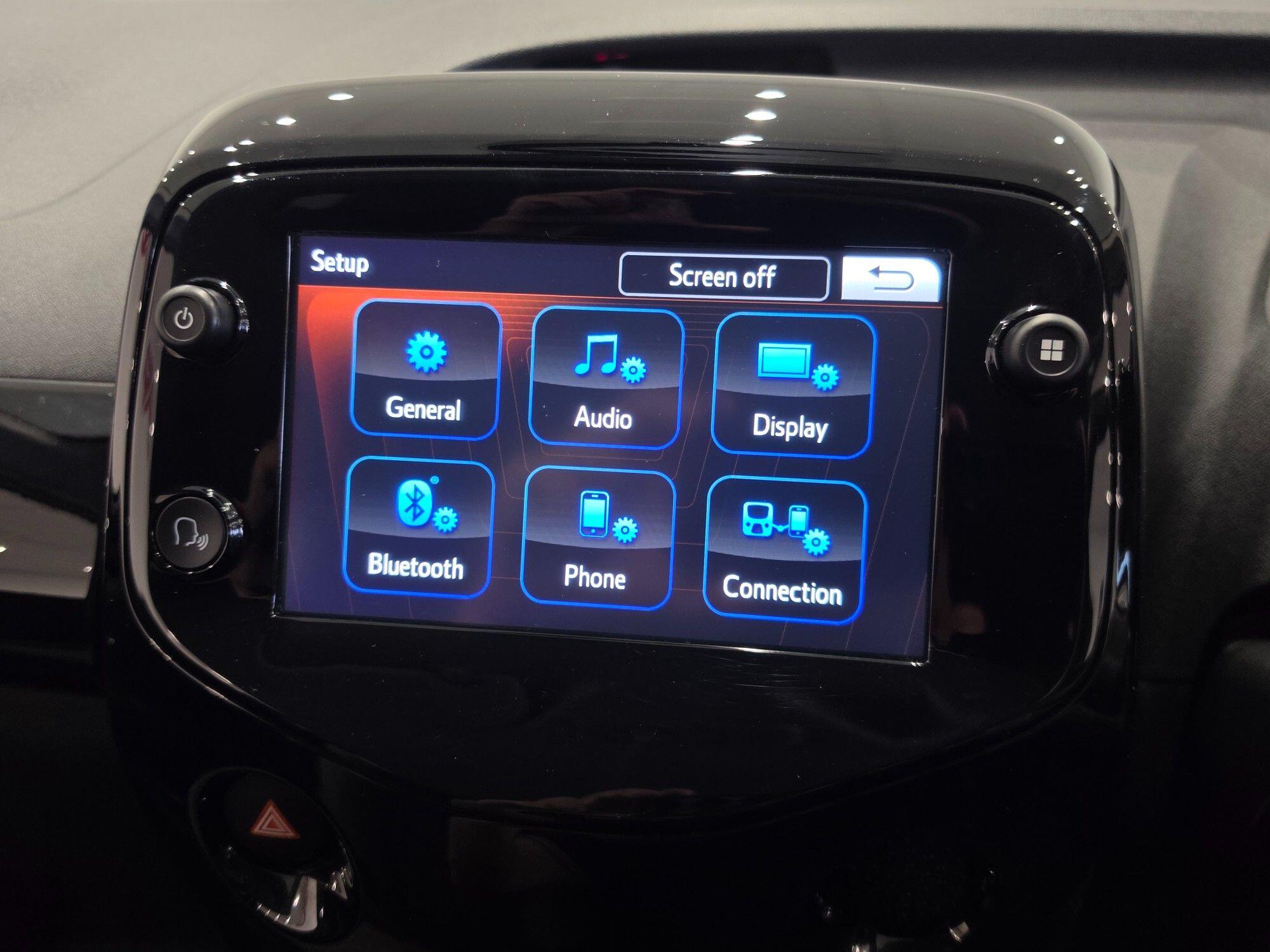 Peugeot 108 view 39