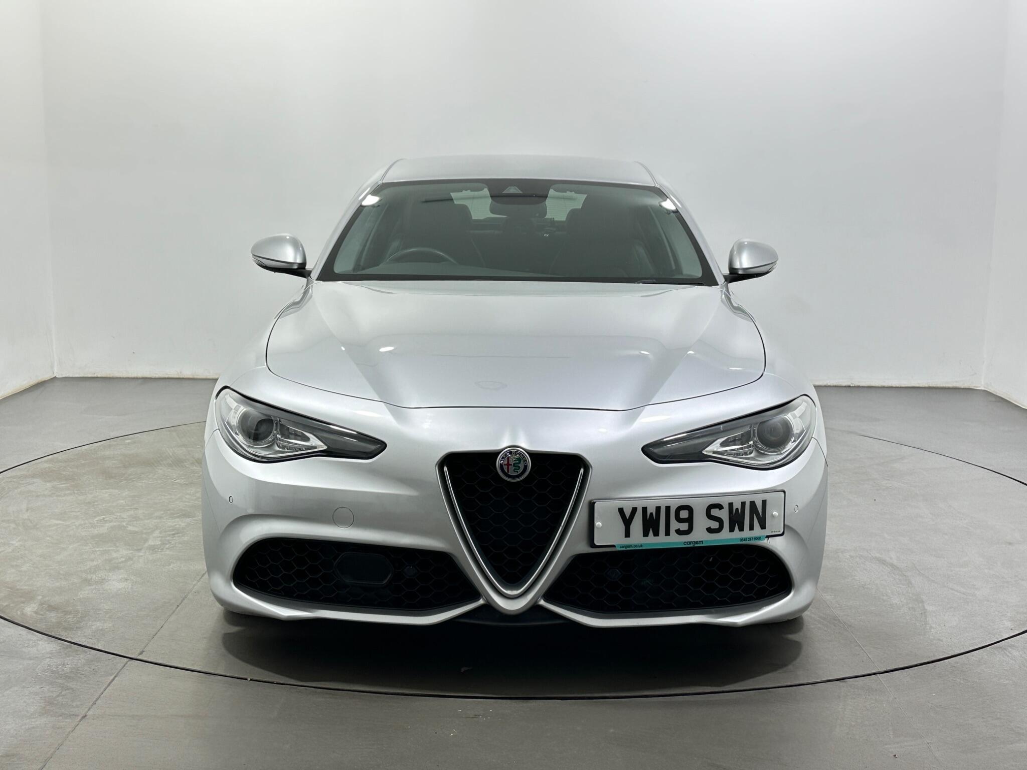Alfa Romeo Giulia view 3