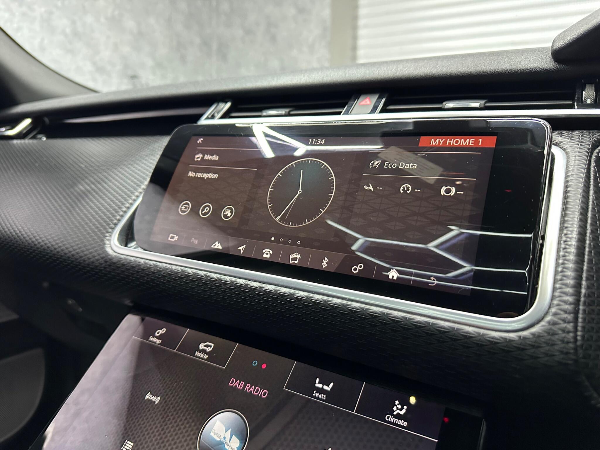 Land Rover Range Rover Velar view 12