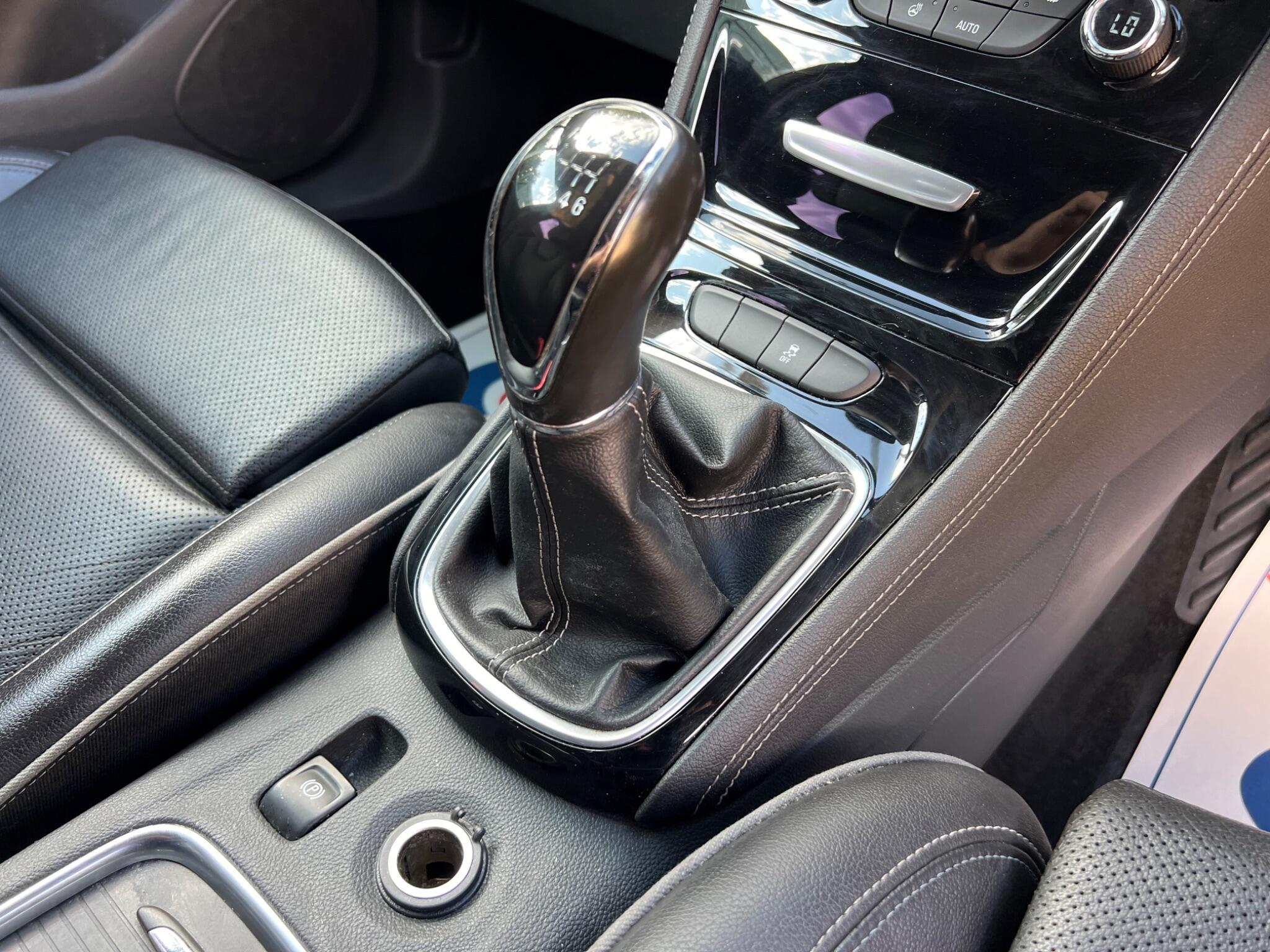 Vauxhall Astra view 11