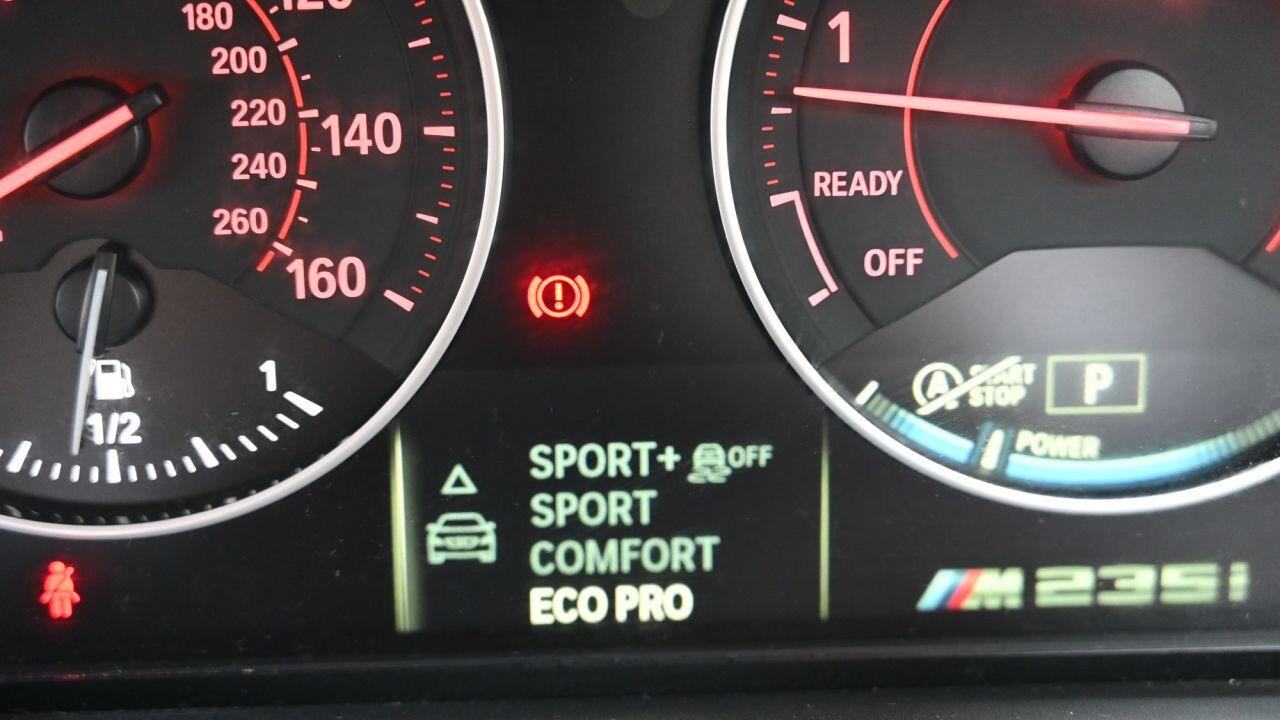 BMW 2 Series view 23