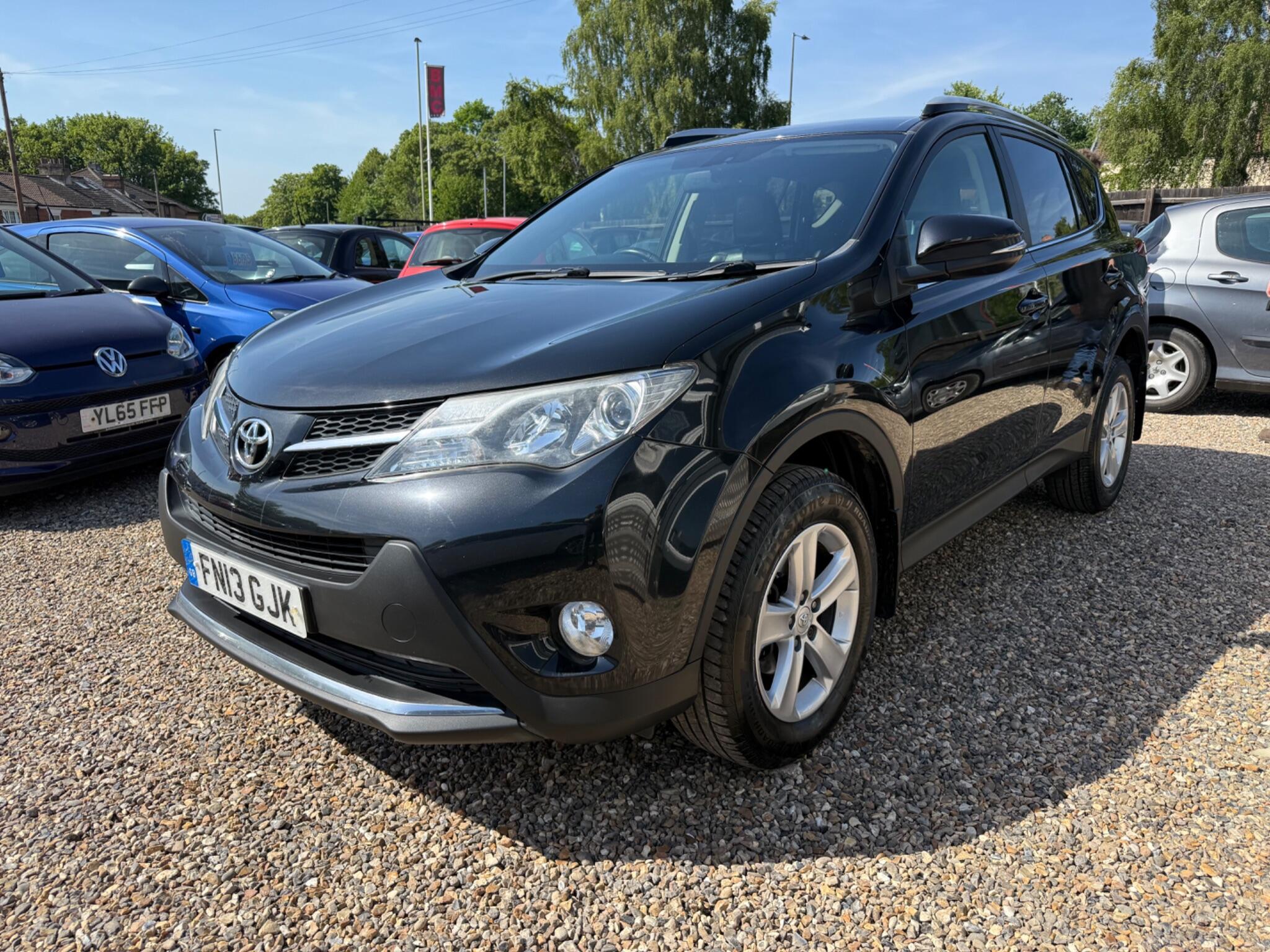 Toyota Rav4 view 7