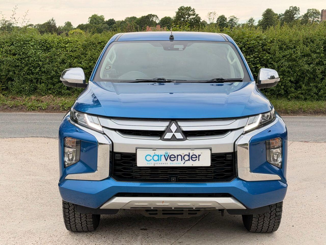 Mitsubishi L200 view 4