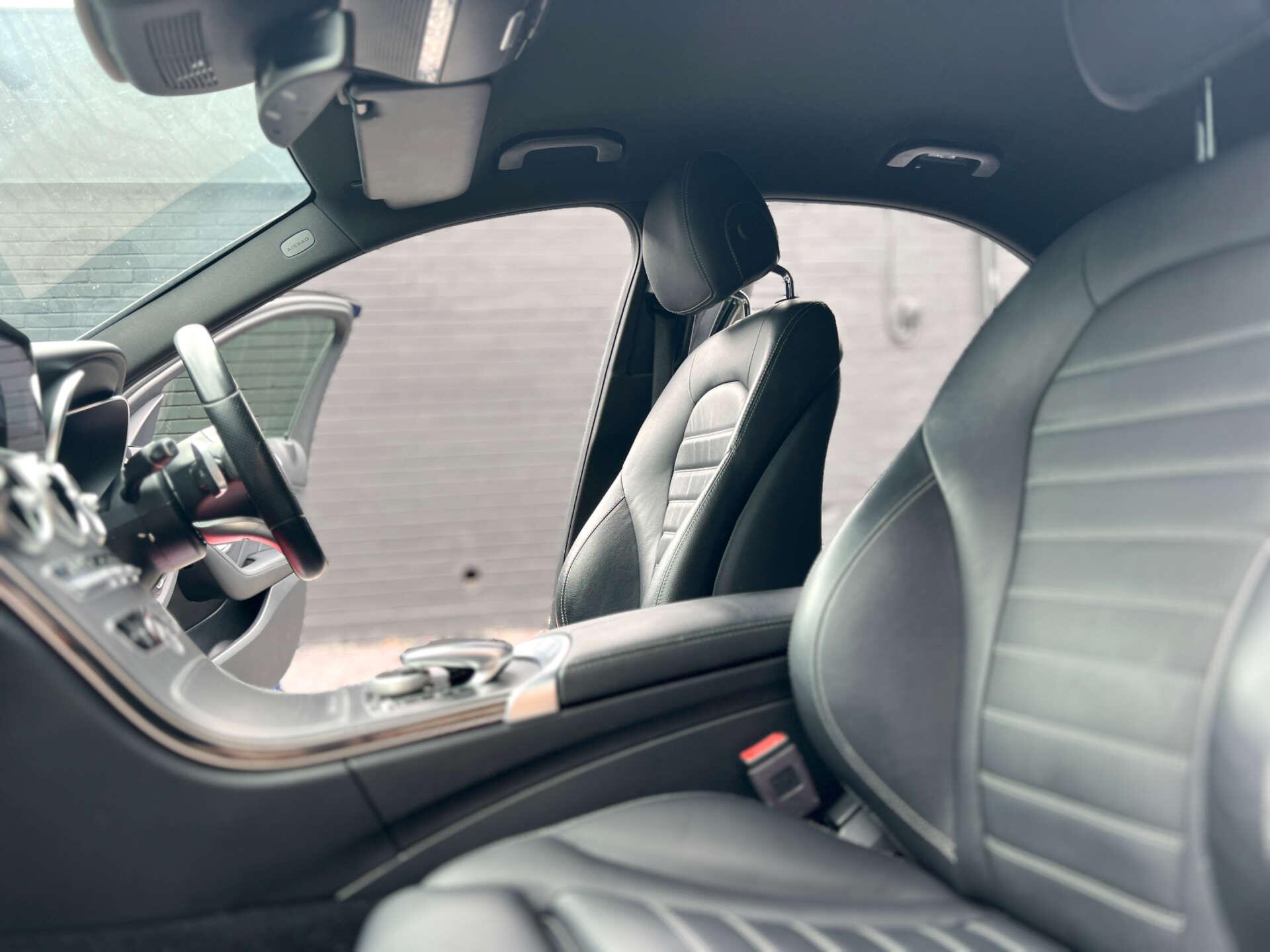 Mercedes-Benz C Class view 10