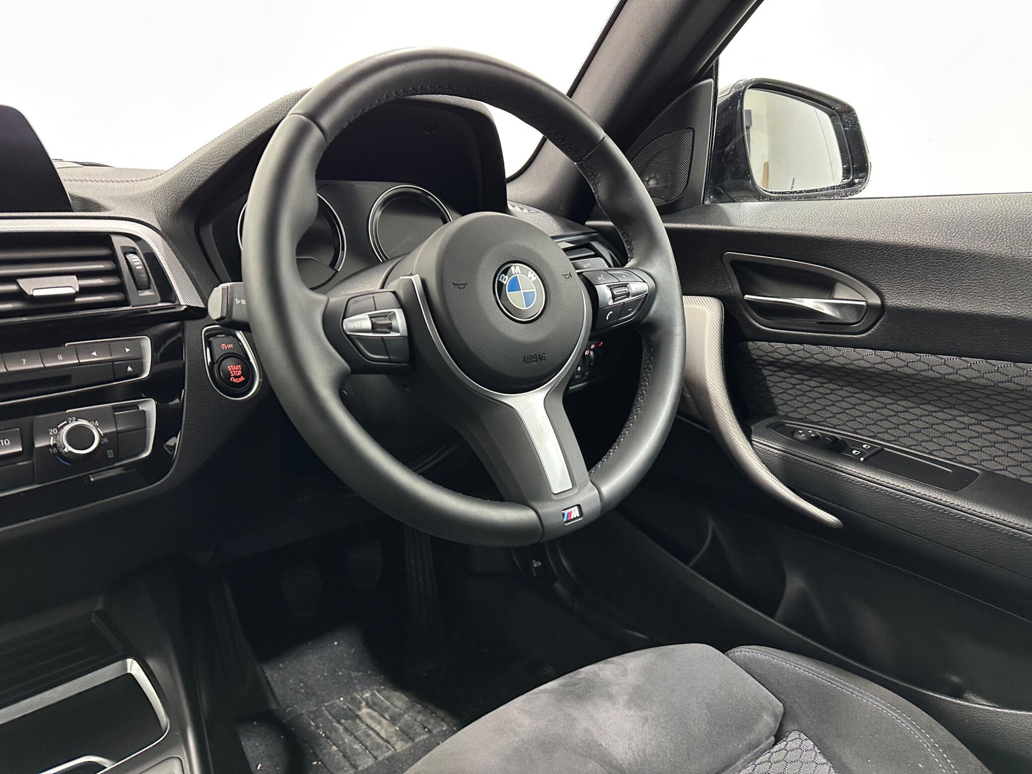 BMW 2 Series view 12