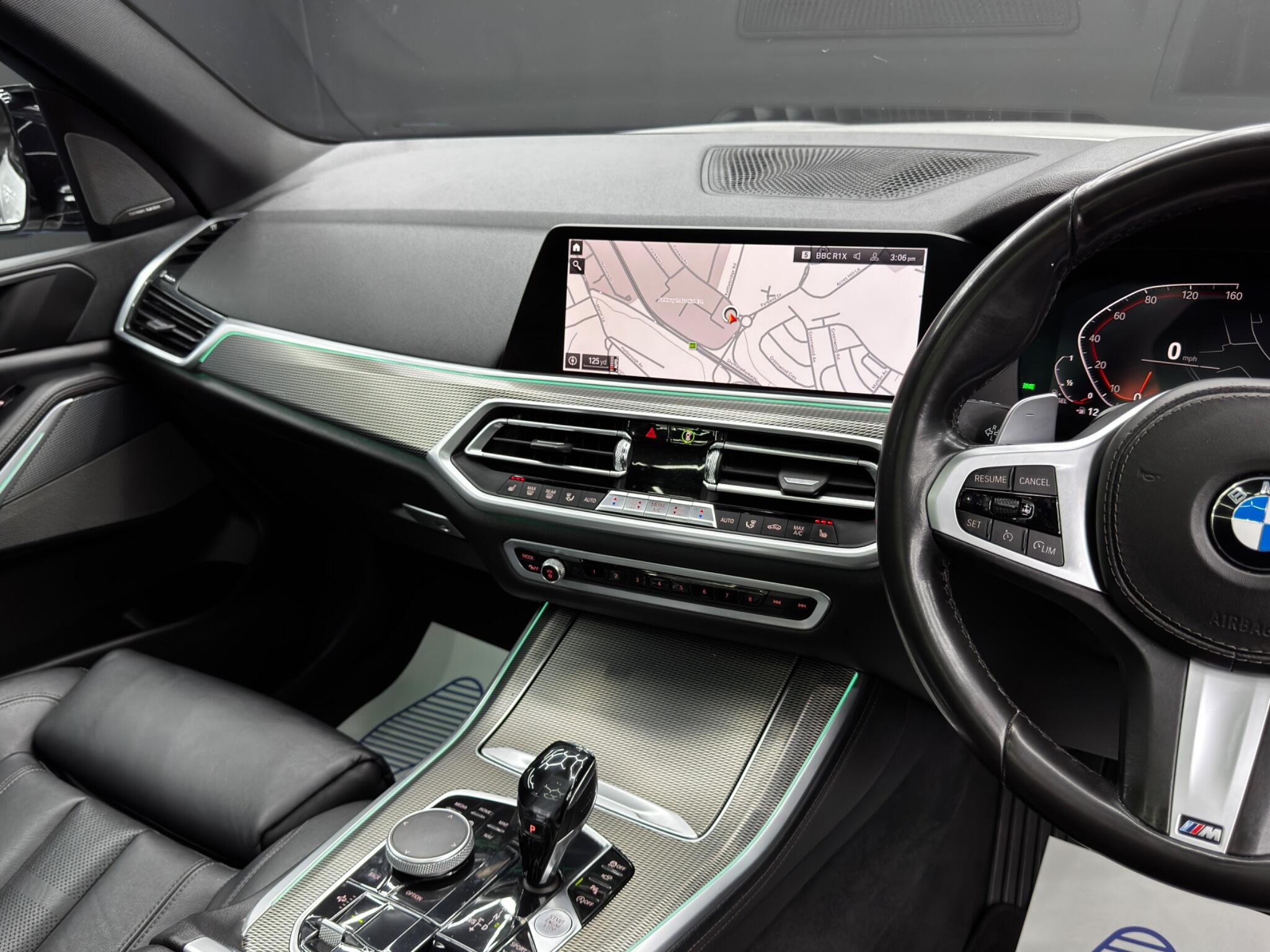 BMW X5 view 25