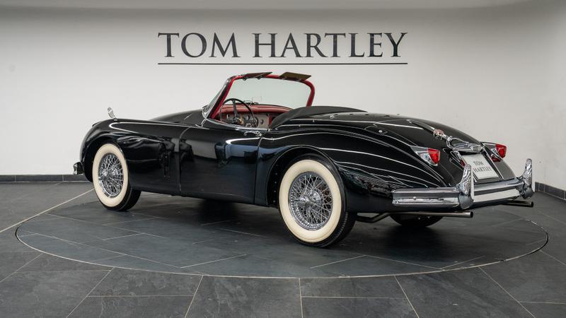 Jaguar XK150 view 5