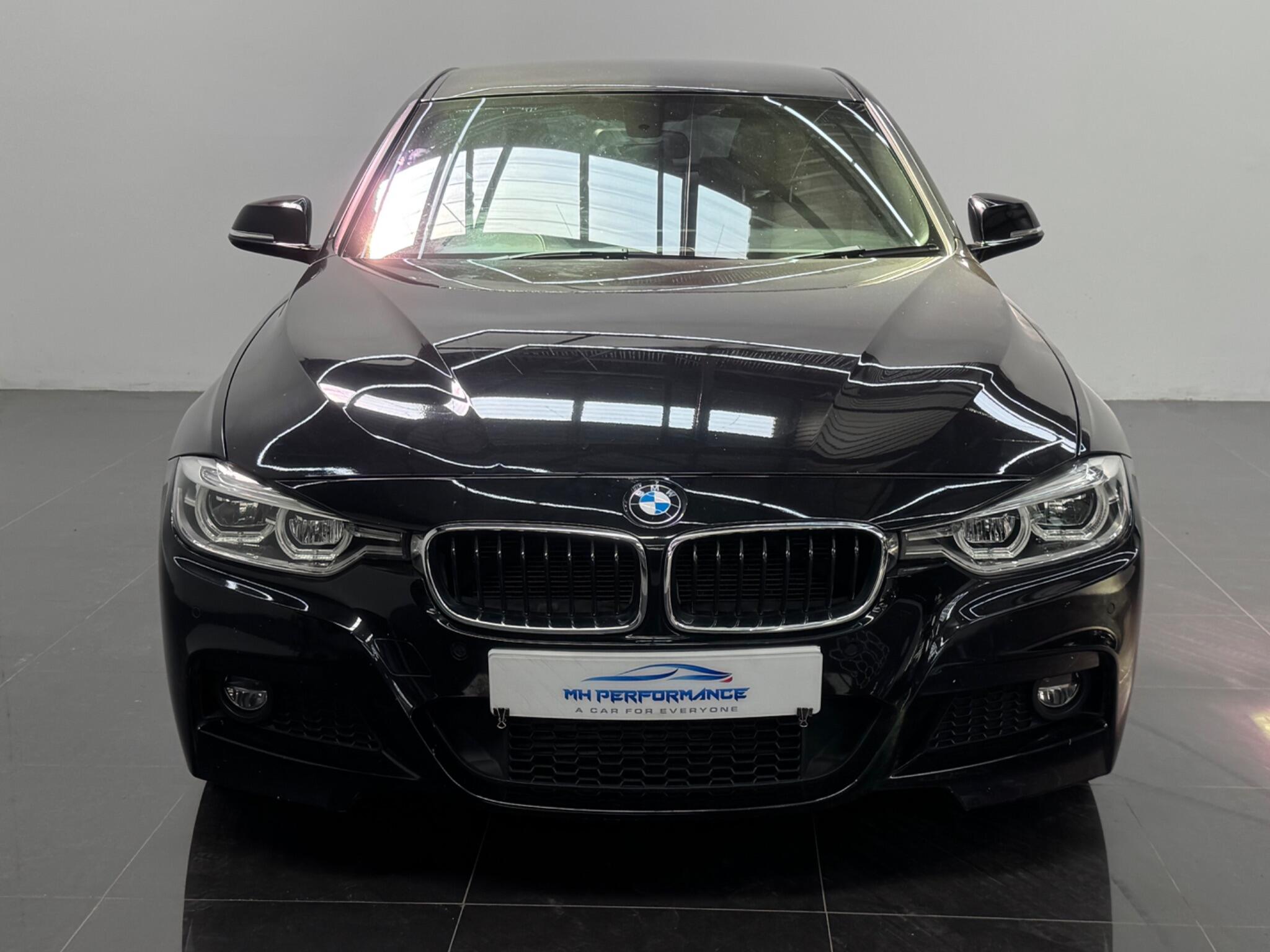 BMW 3 Series view 28