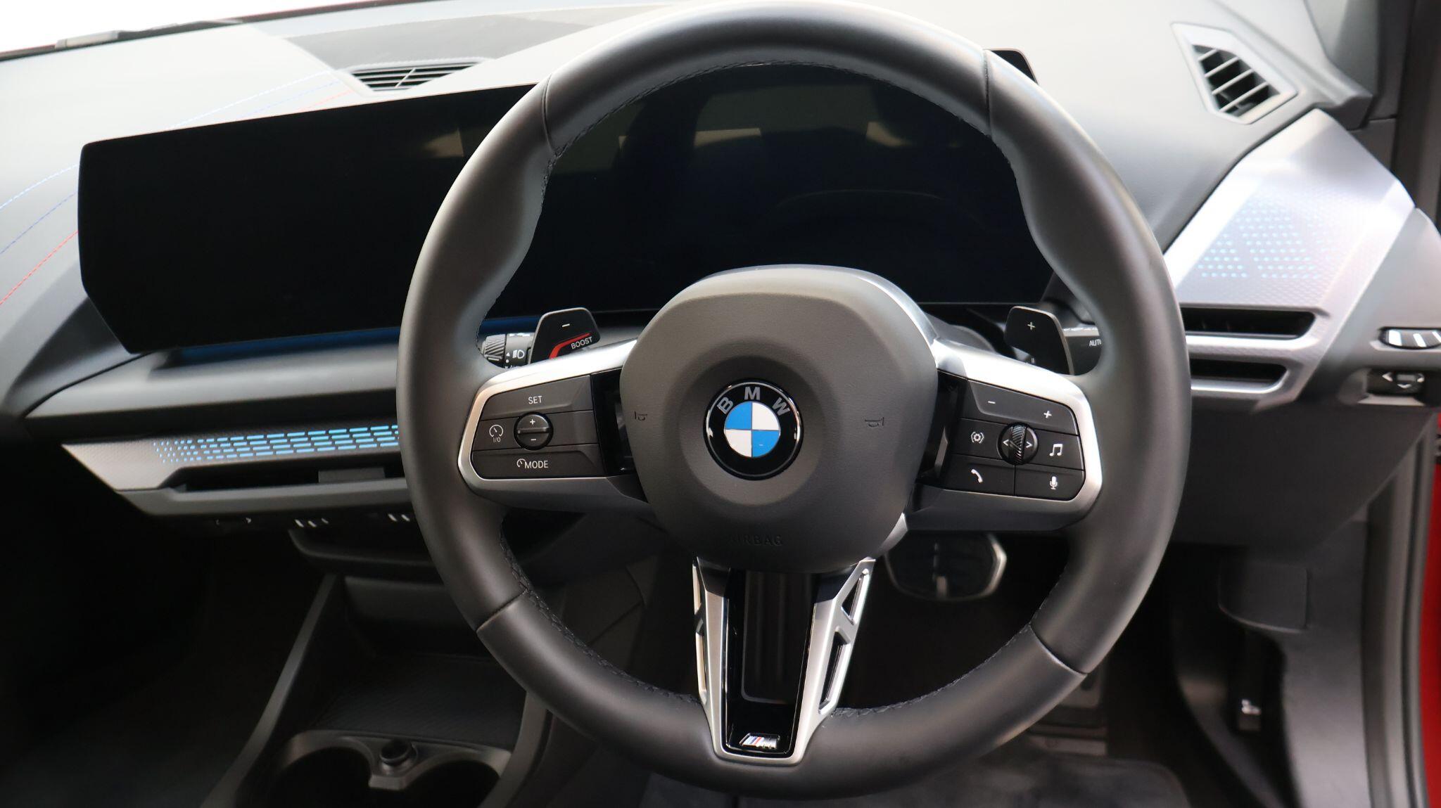 BMW 1 Series view 6