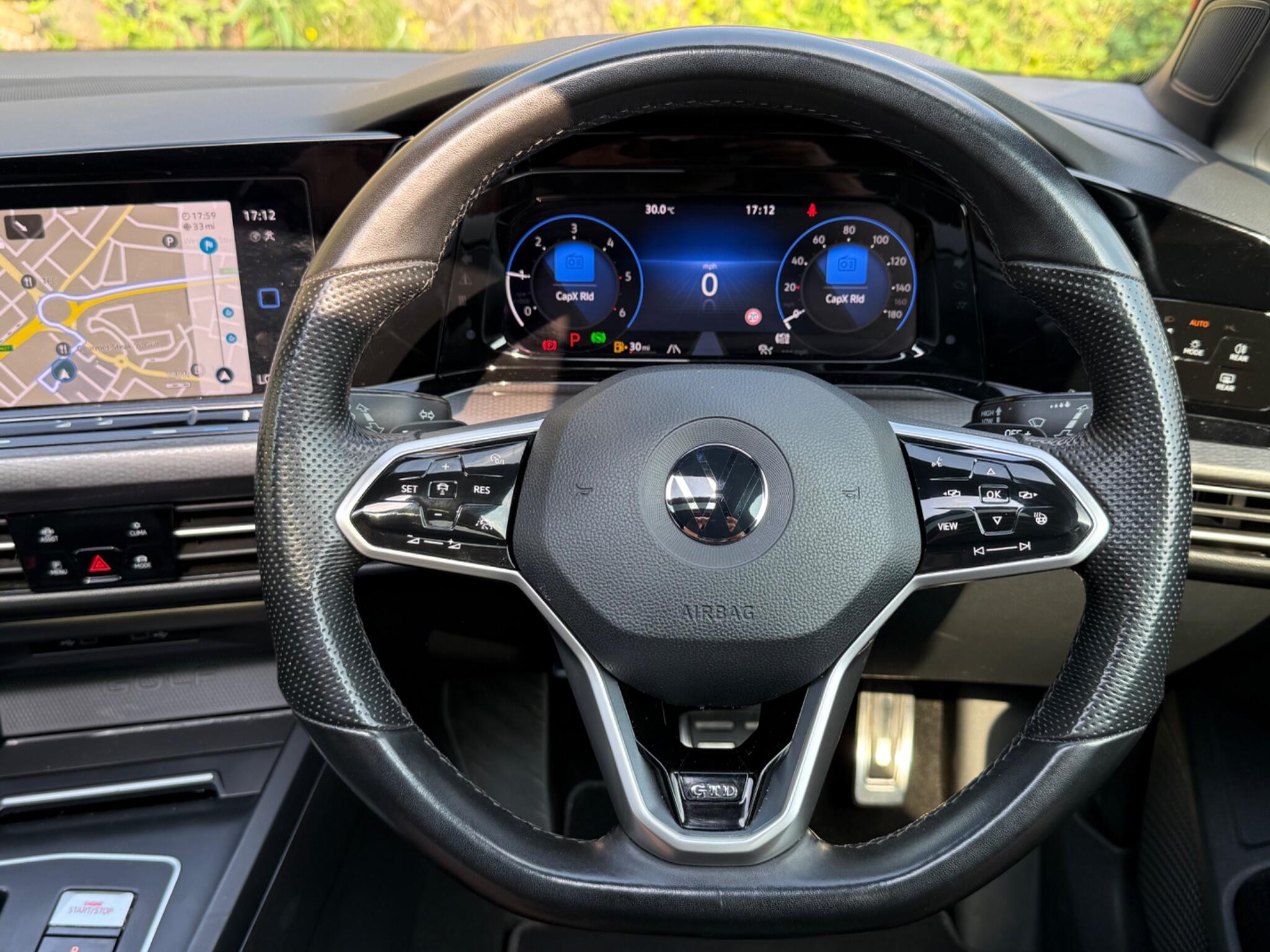 Volkswagen Golf view 26