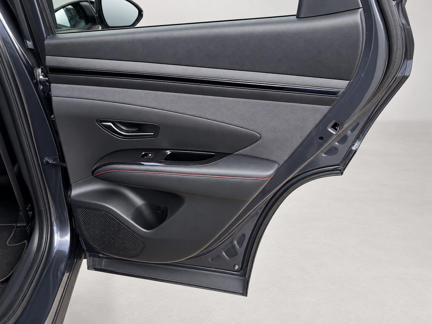 Hyundai Tucson view 24