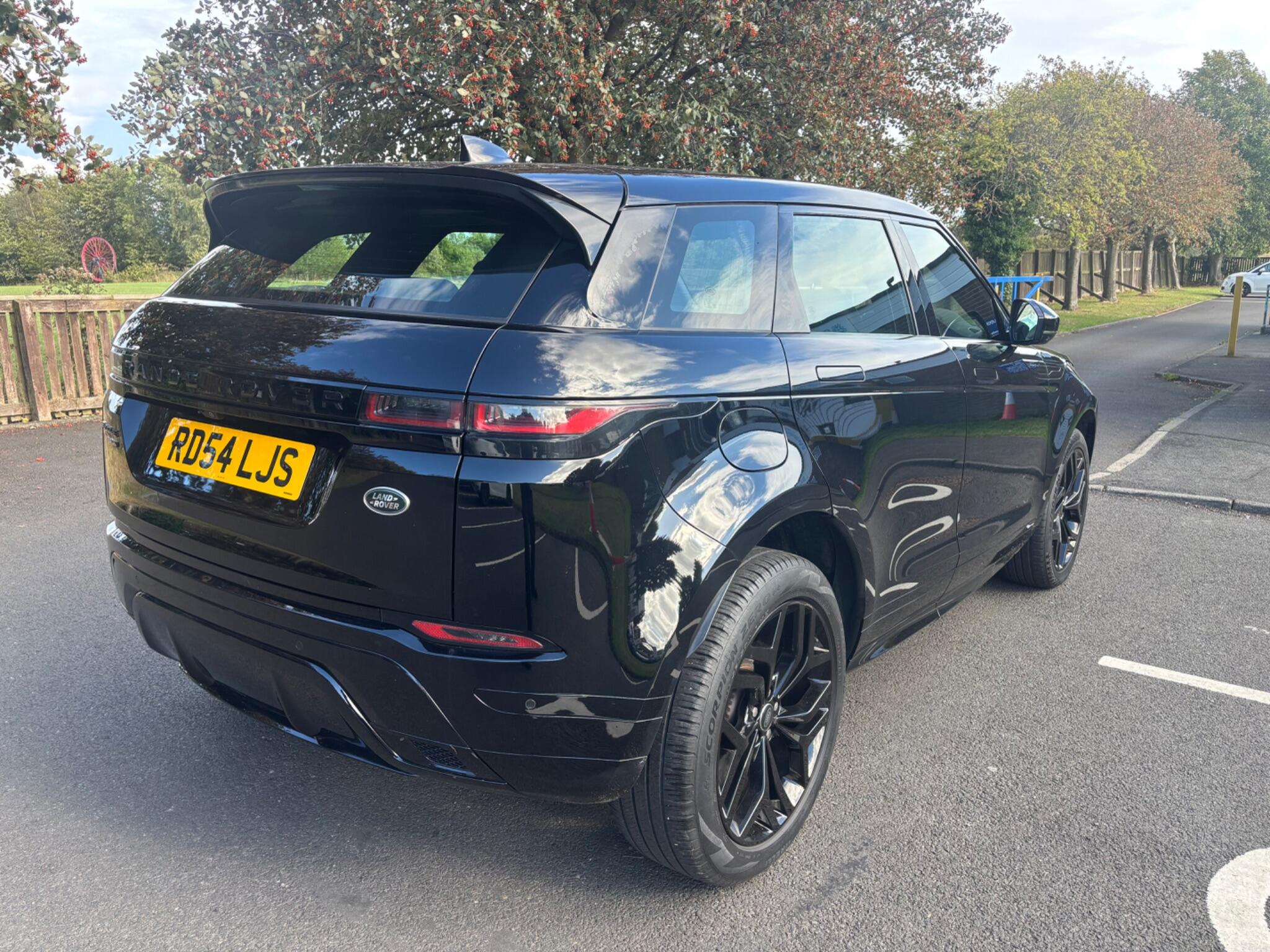 Land Rover Range Rover Evoque view 7