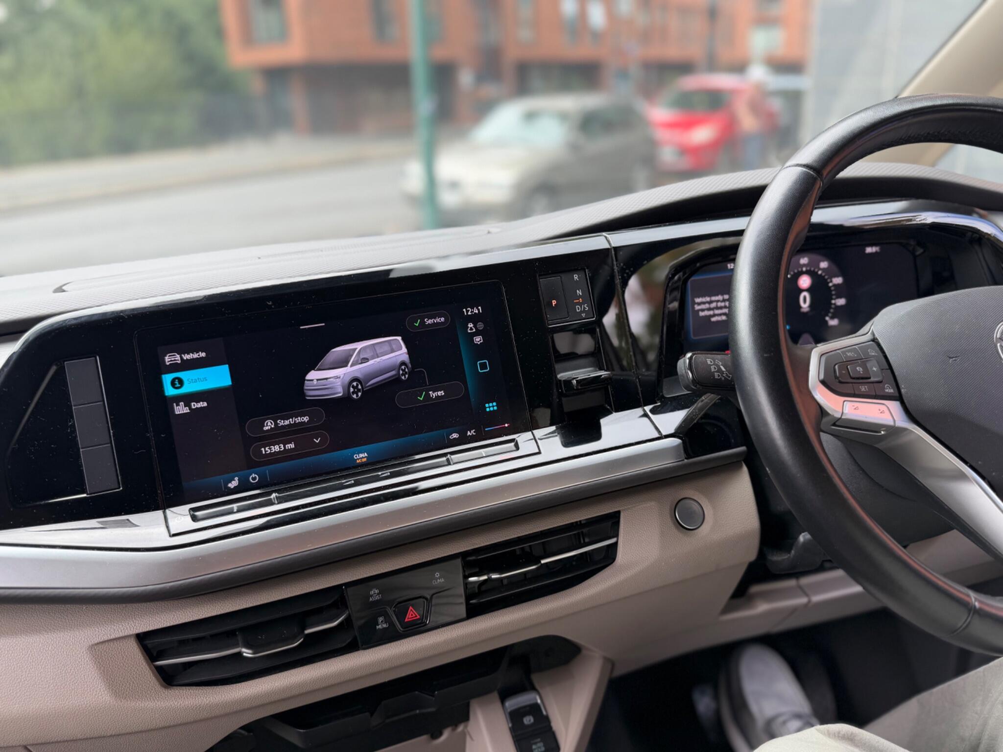 Volkswagen Multivan view 62