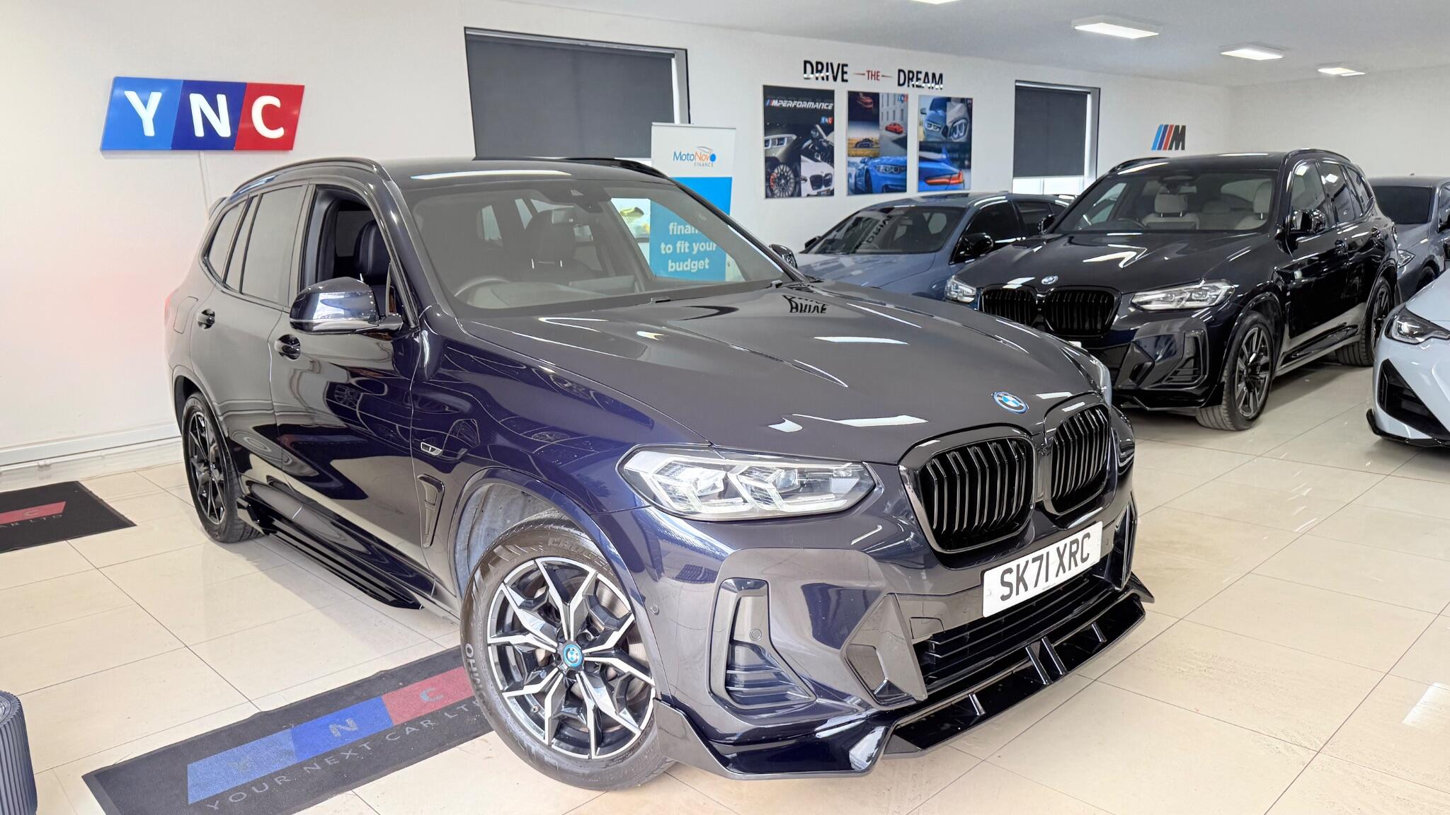 BMW X3 view 16