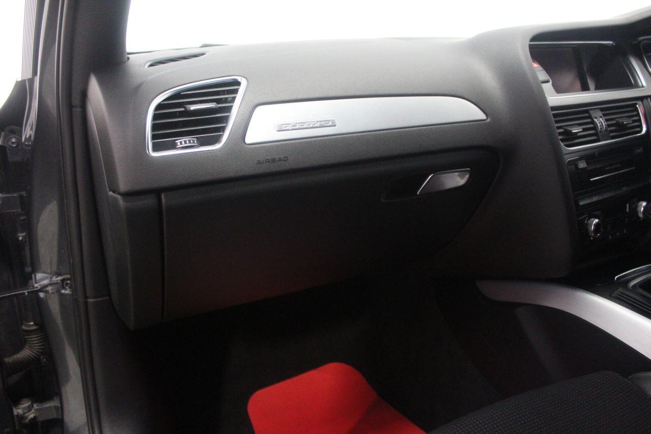 Audi A4 view 31