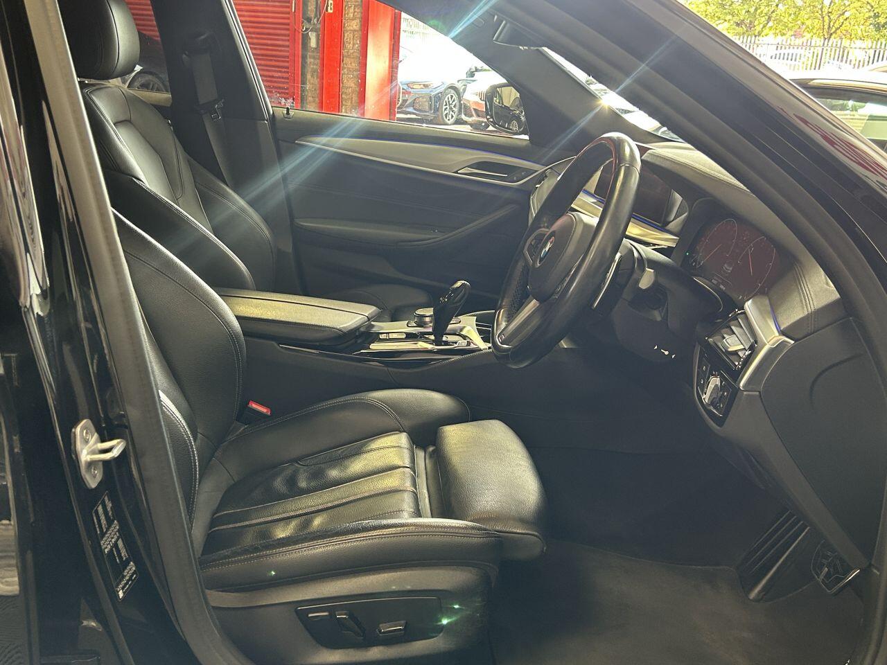 BMW 5 Series view 31