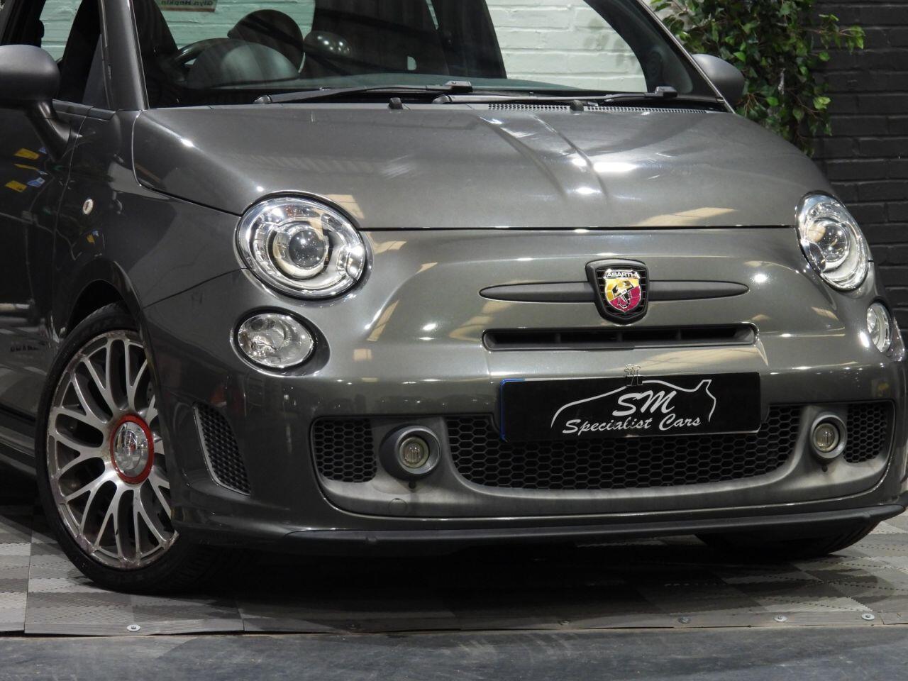 Abarth 595 view 3