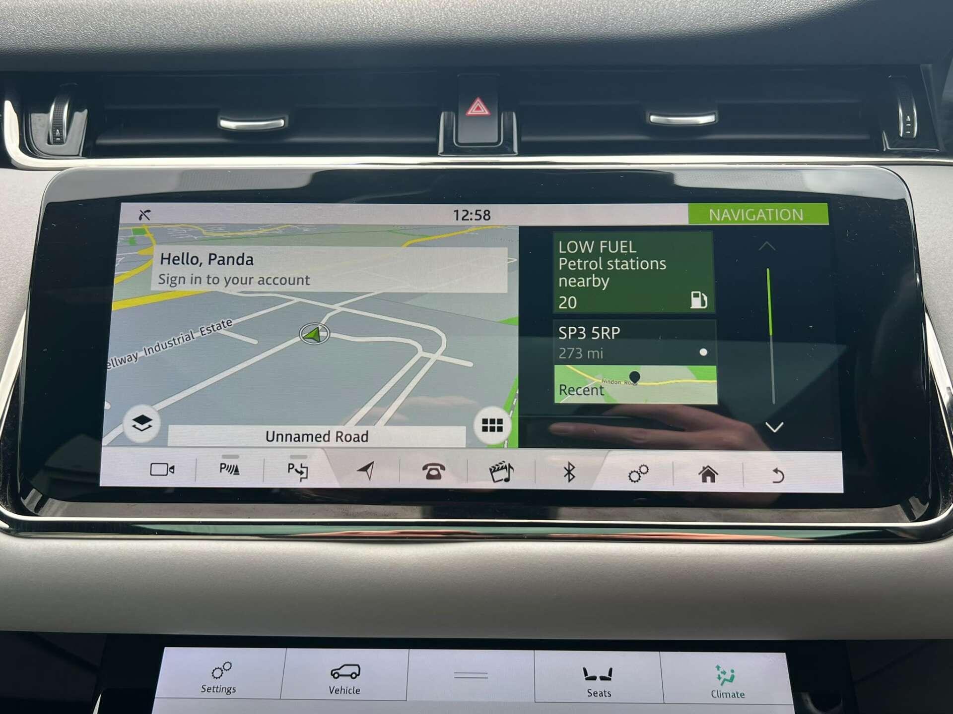 Land Rover Range Rover Evoque view 9