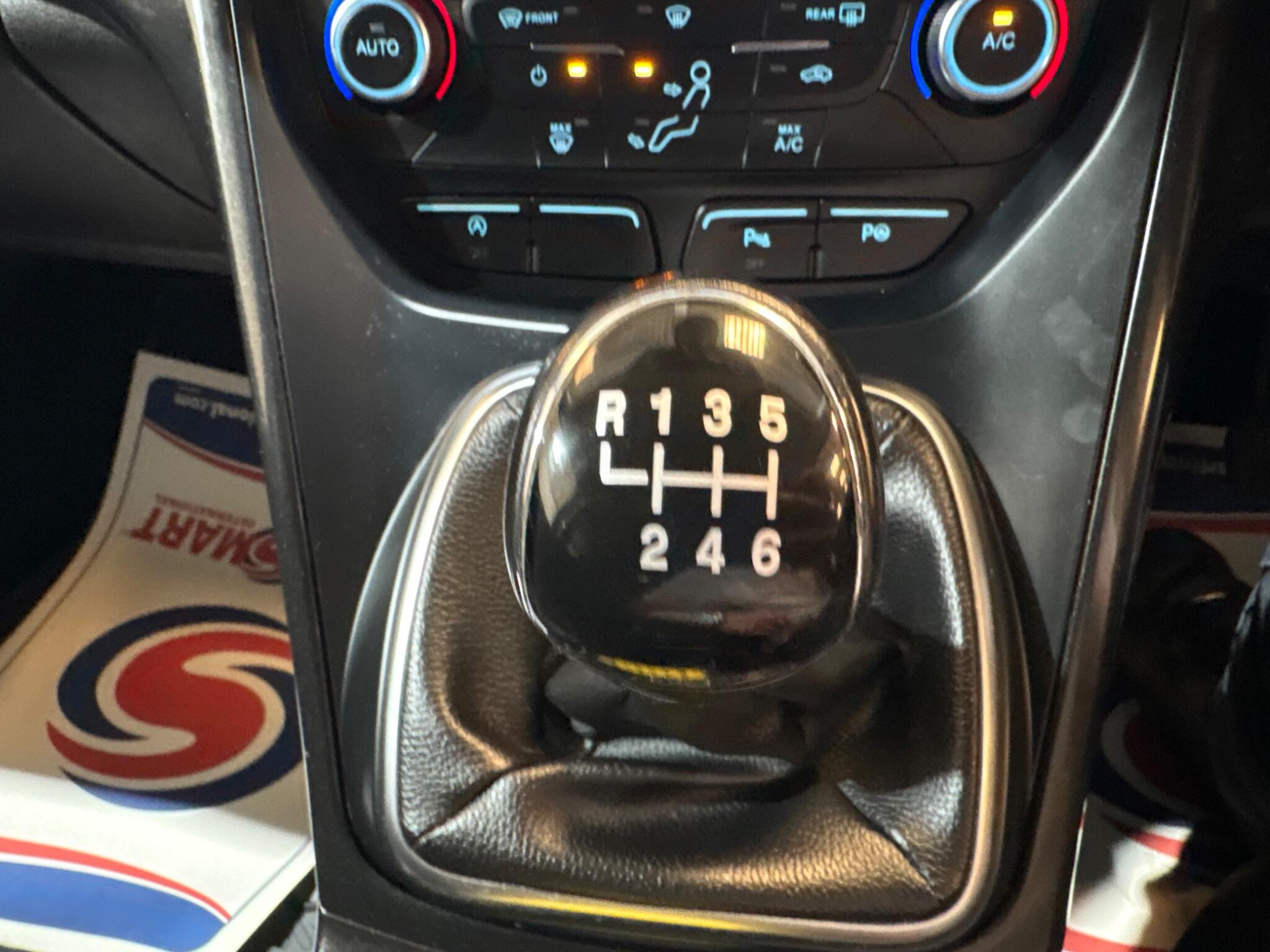 Ford Kuga view 18