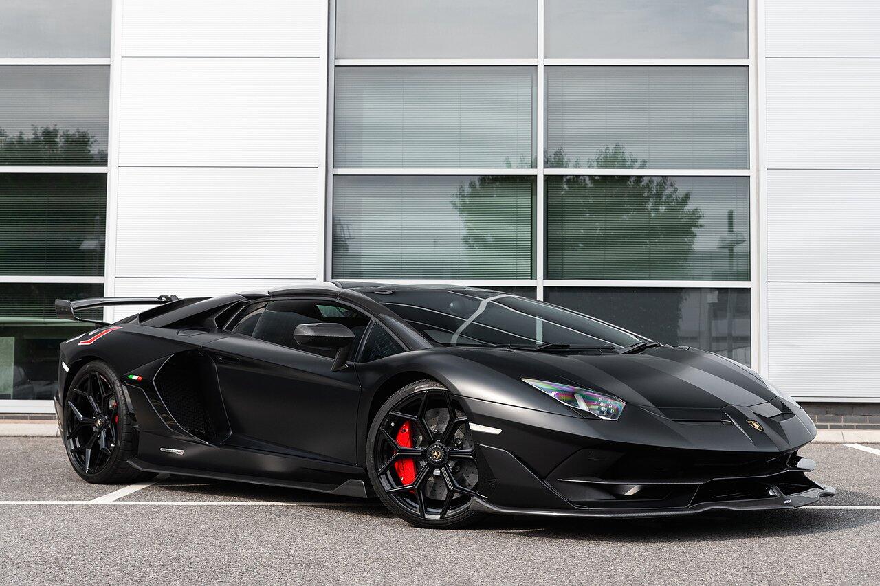 Lamborghini Aventador