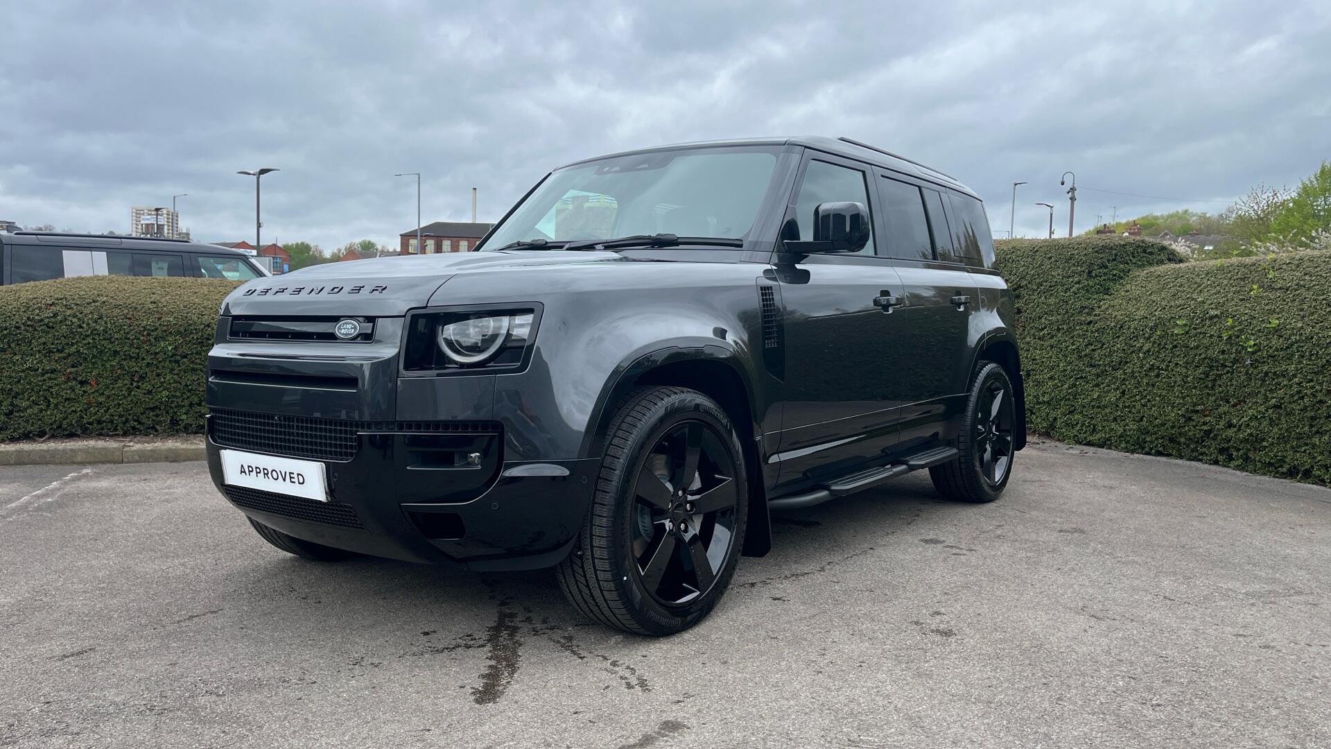 Land Rover Defender view 60
