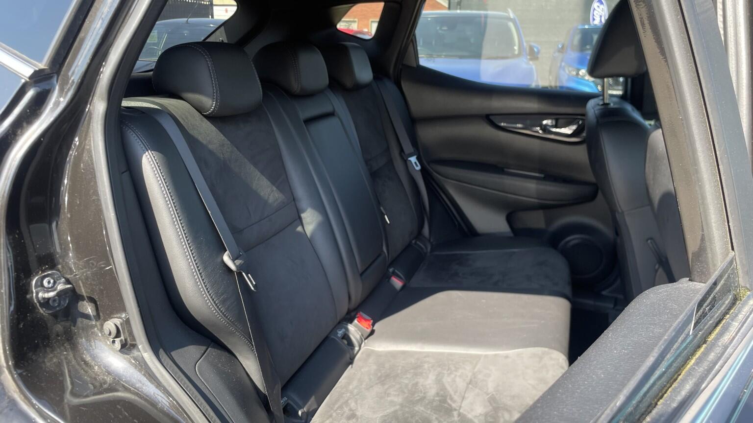 Nissan Qashqai view 24