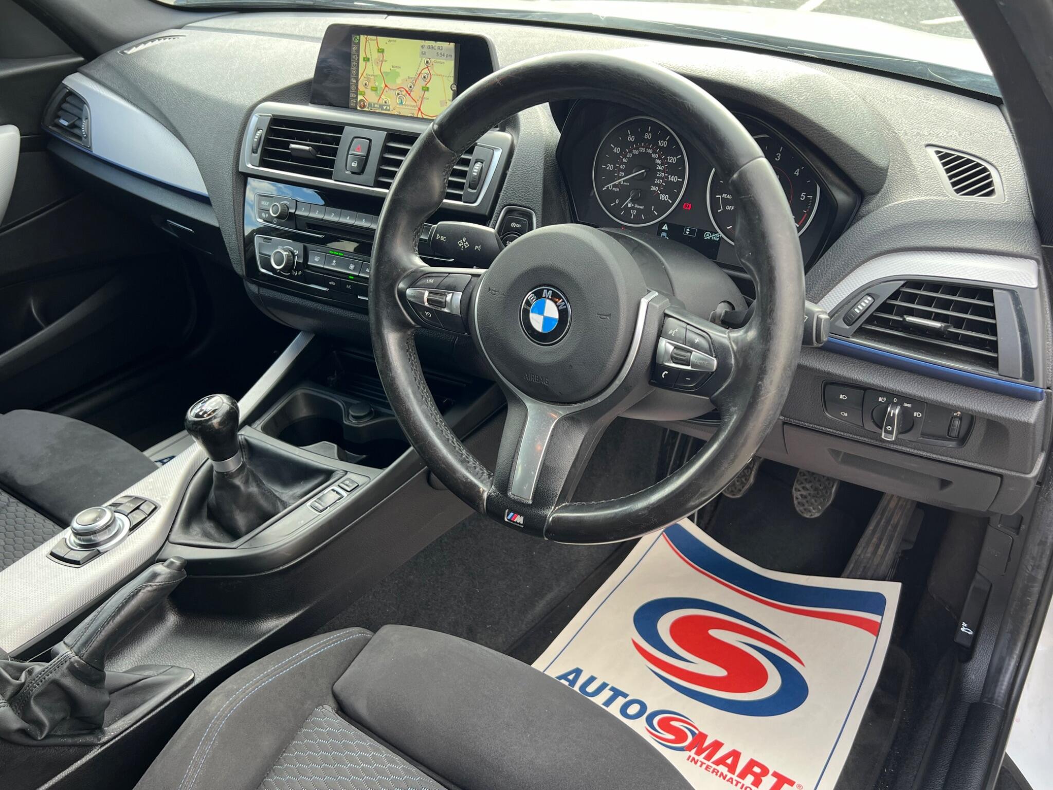 BMW 1 Series view 16