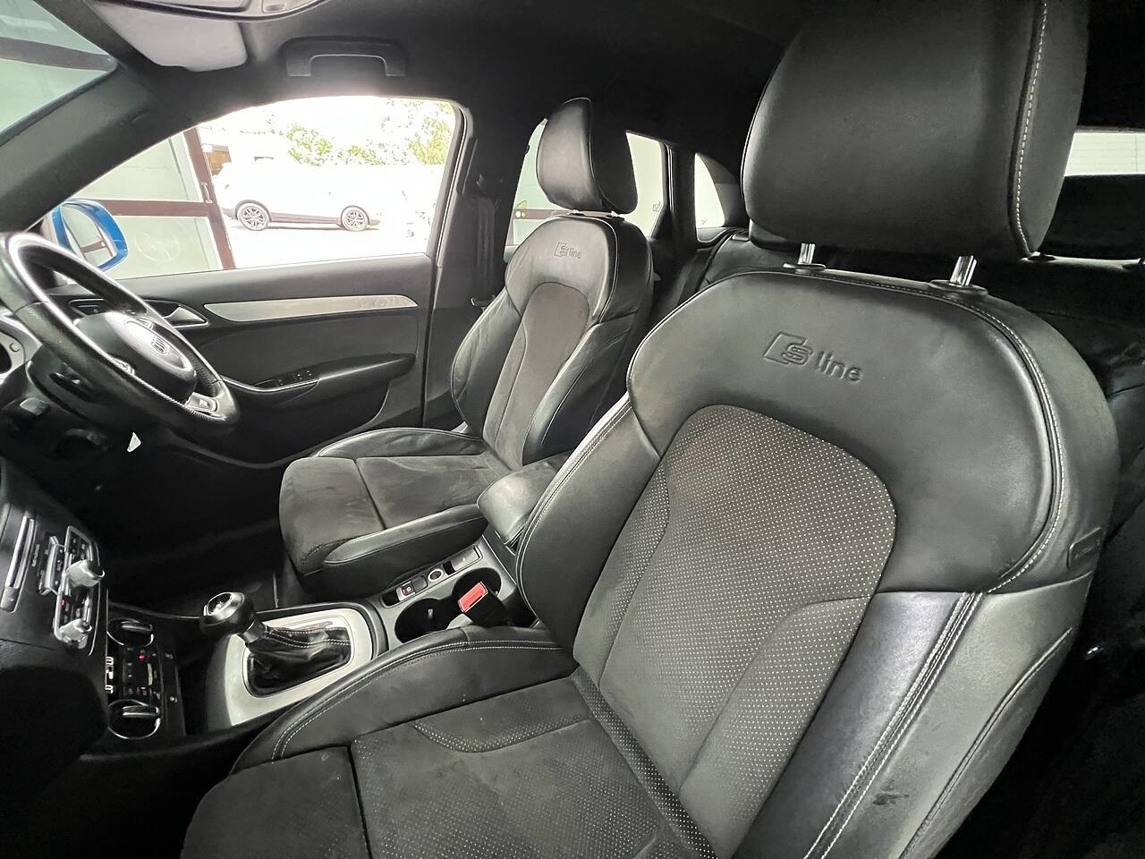 Audi Q3 view 18