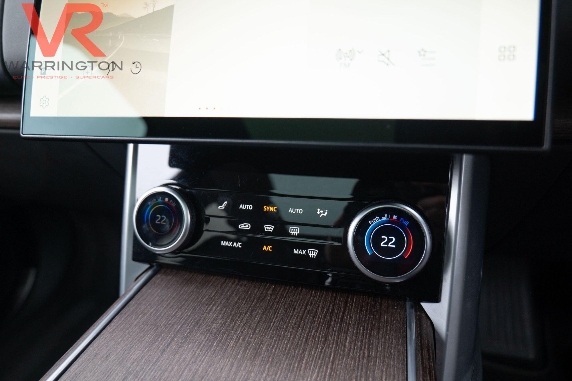 Land Rover Range Rover view 23