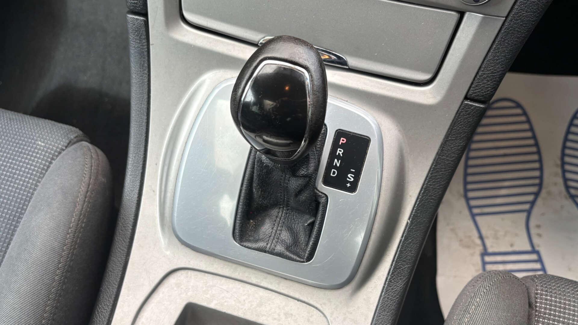 Ford S-Max view 27