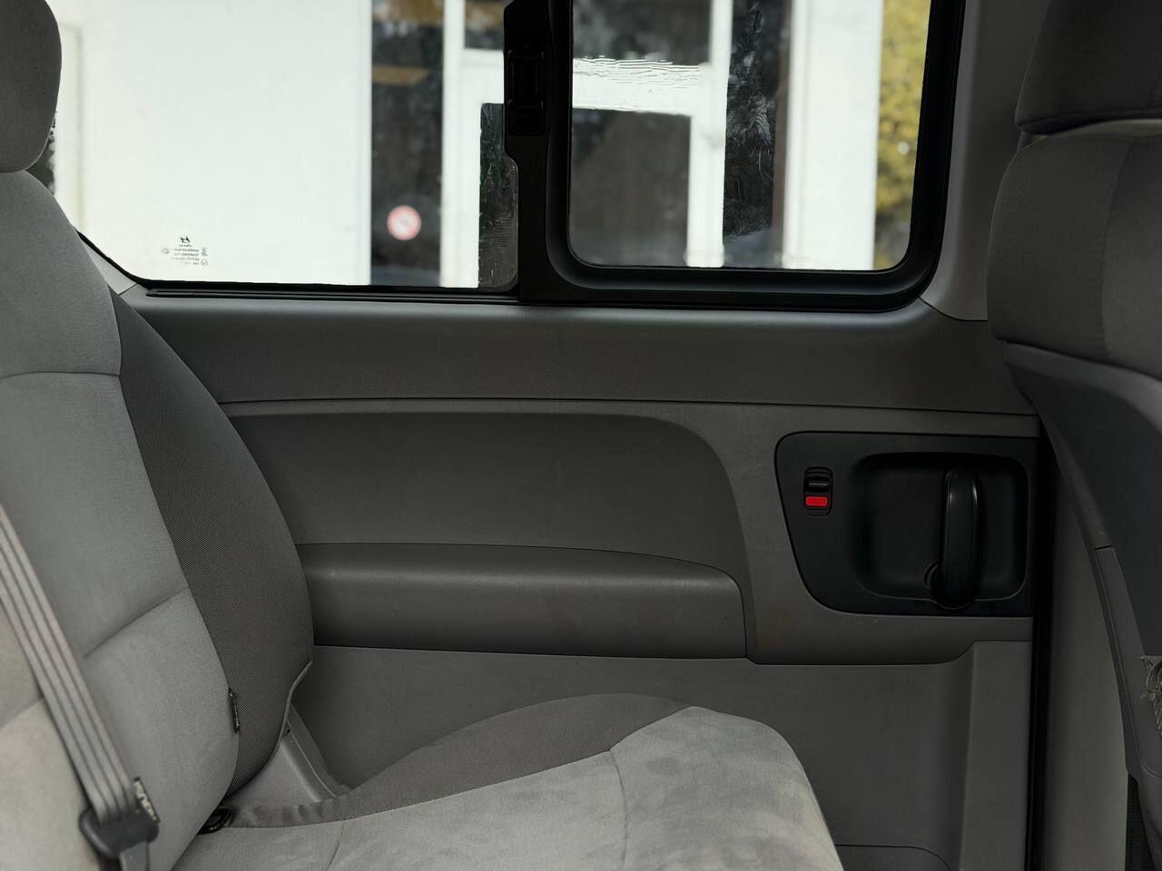 Hyundai I800 view 16