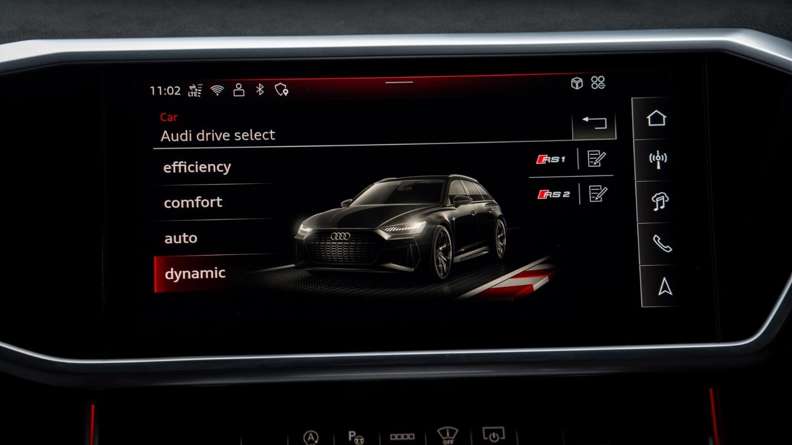 Audi RS6 Avant view 18