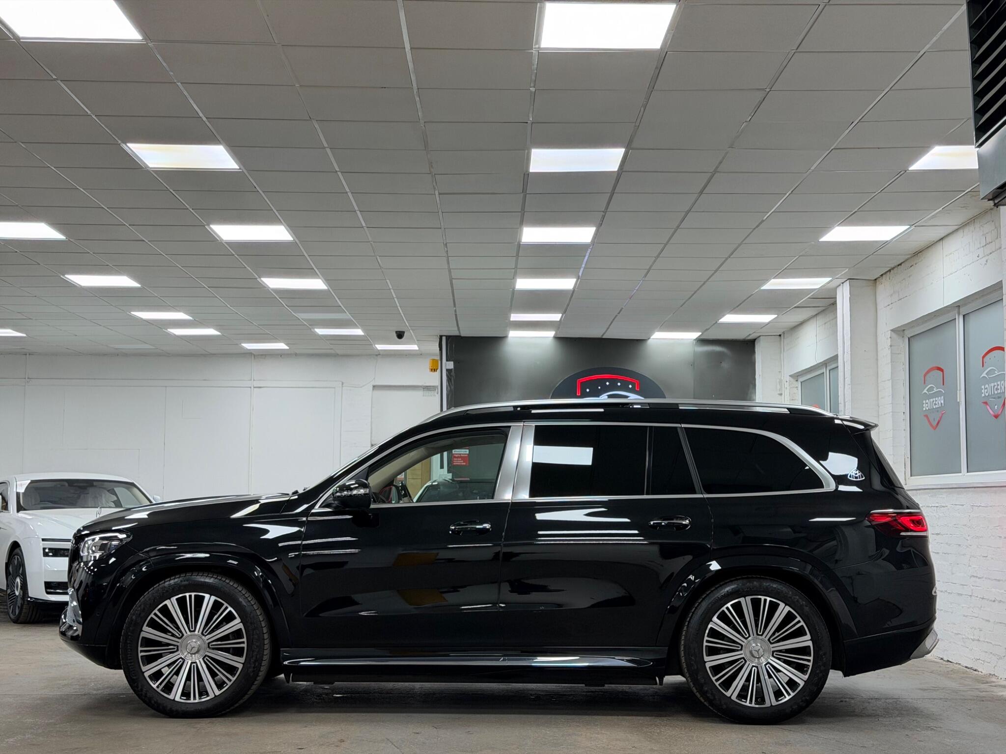 Mercedes-Benz GLS view 33