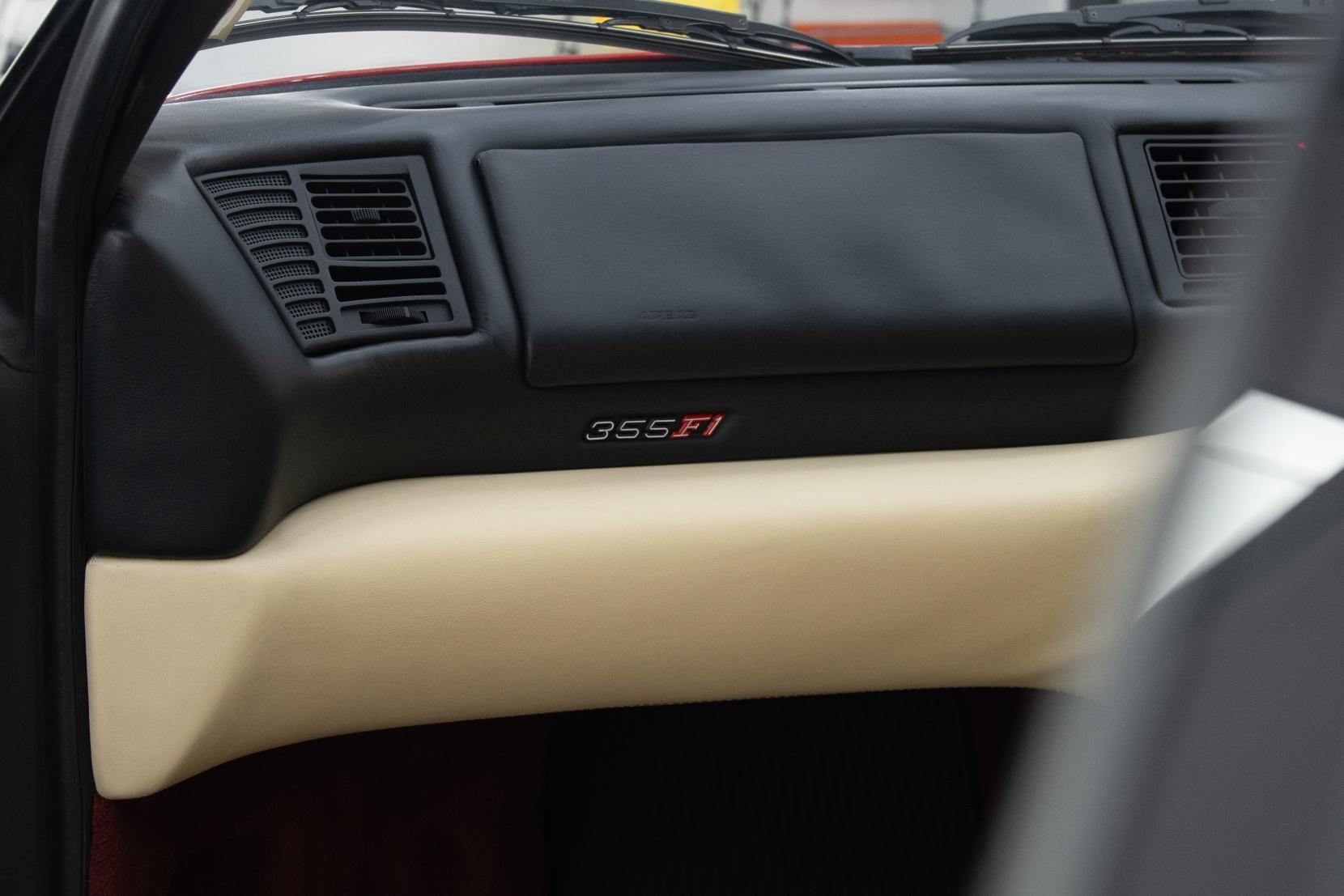 Ferrari 355 F1 view 18