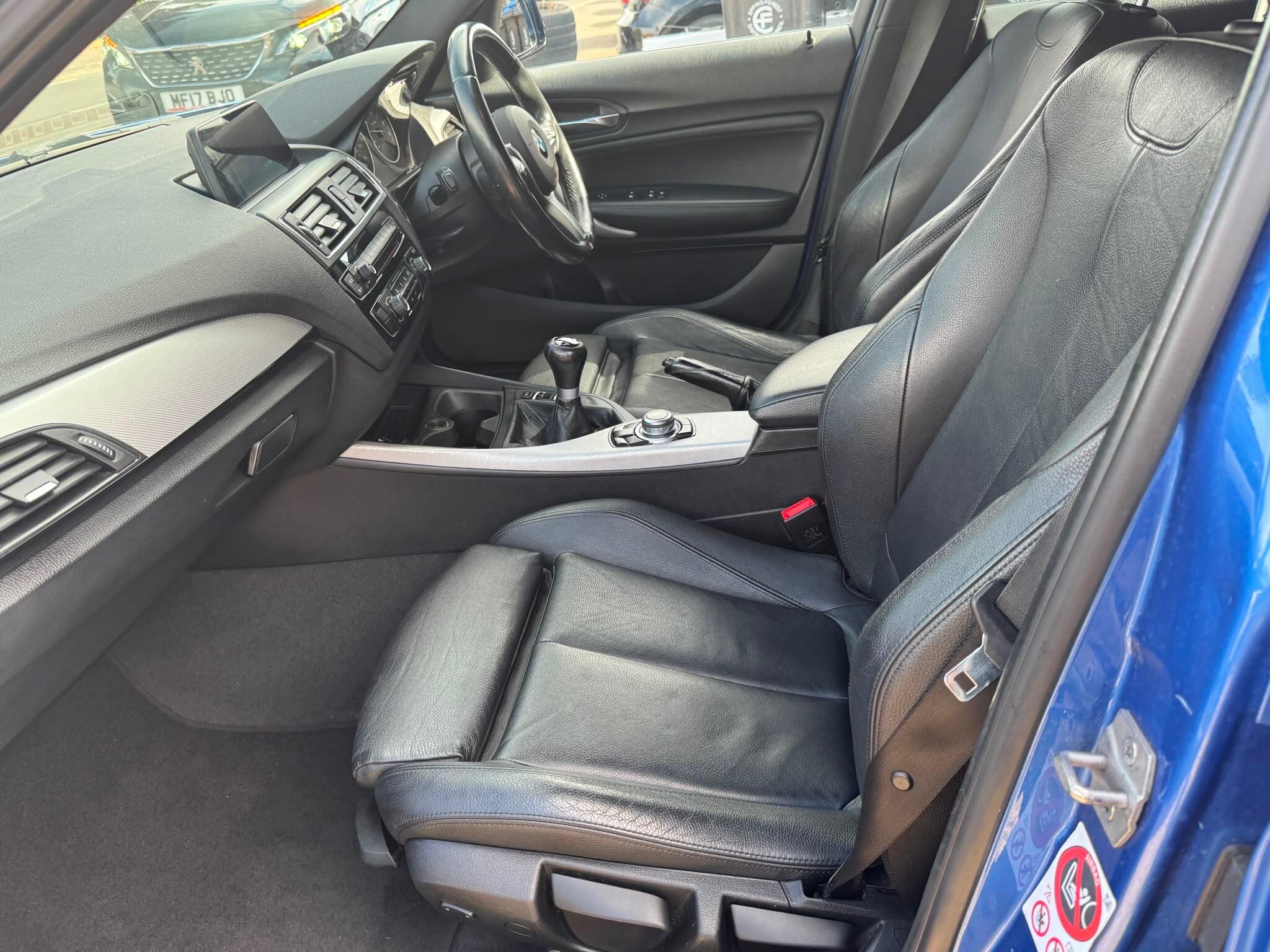 BMW 1 Series view 36