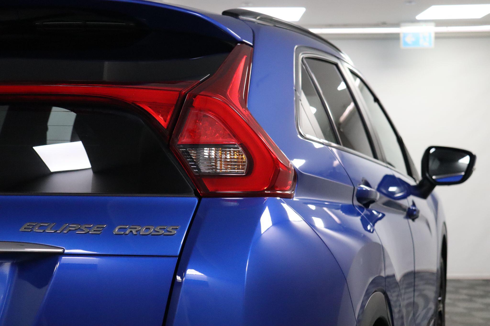 Mitsubishi Eclipse Cross view 27